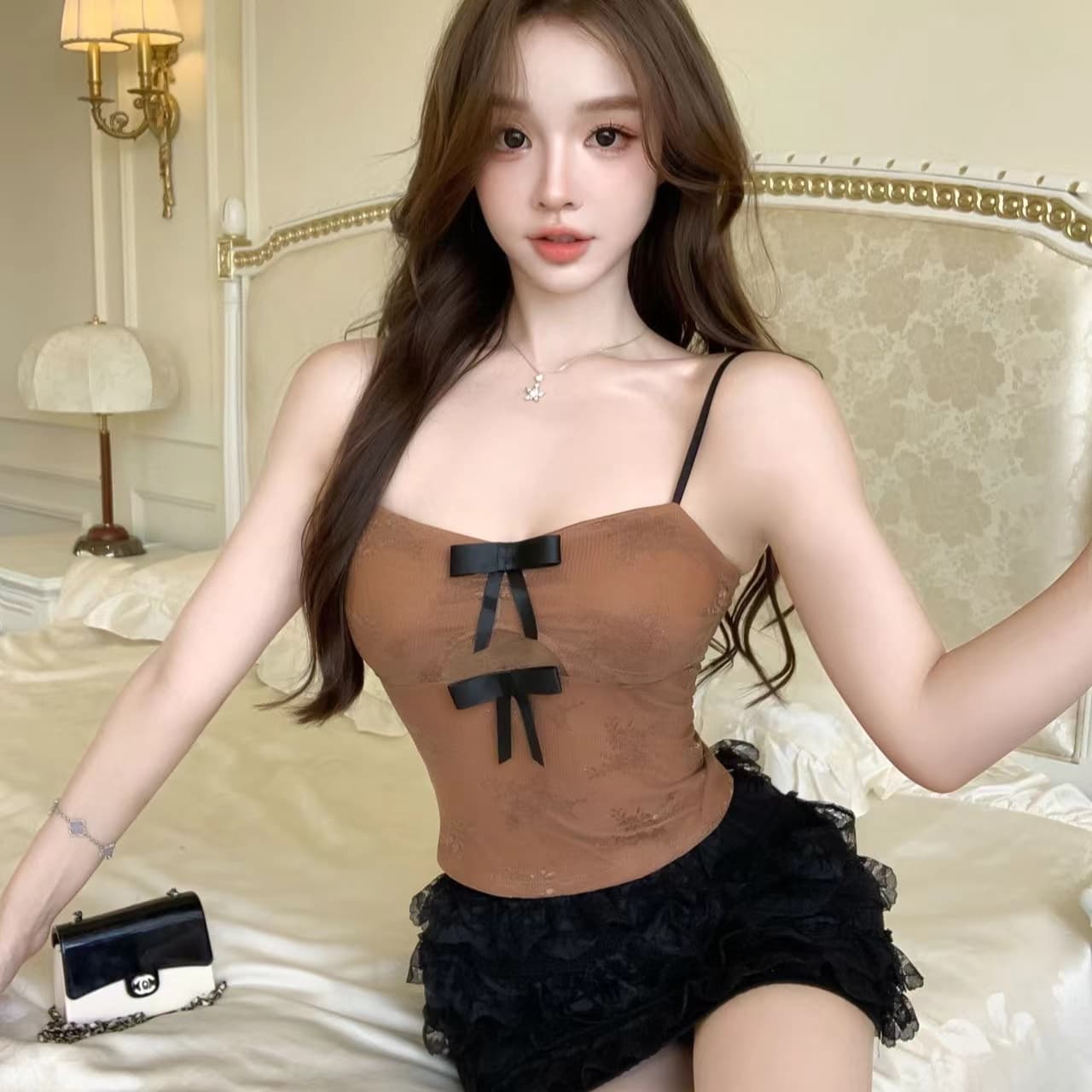 달콤한 매운맛 바람 V넥 홀로우 아웃 나비 매듭 레이스 캐미솔 순수한 욕망 섹시함 백리스 슬림해 보이는 민소매 다용도 맨위 이미지 3