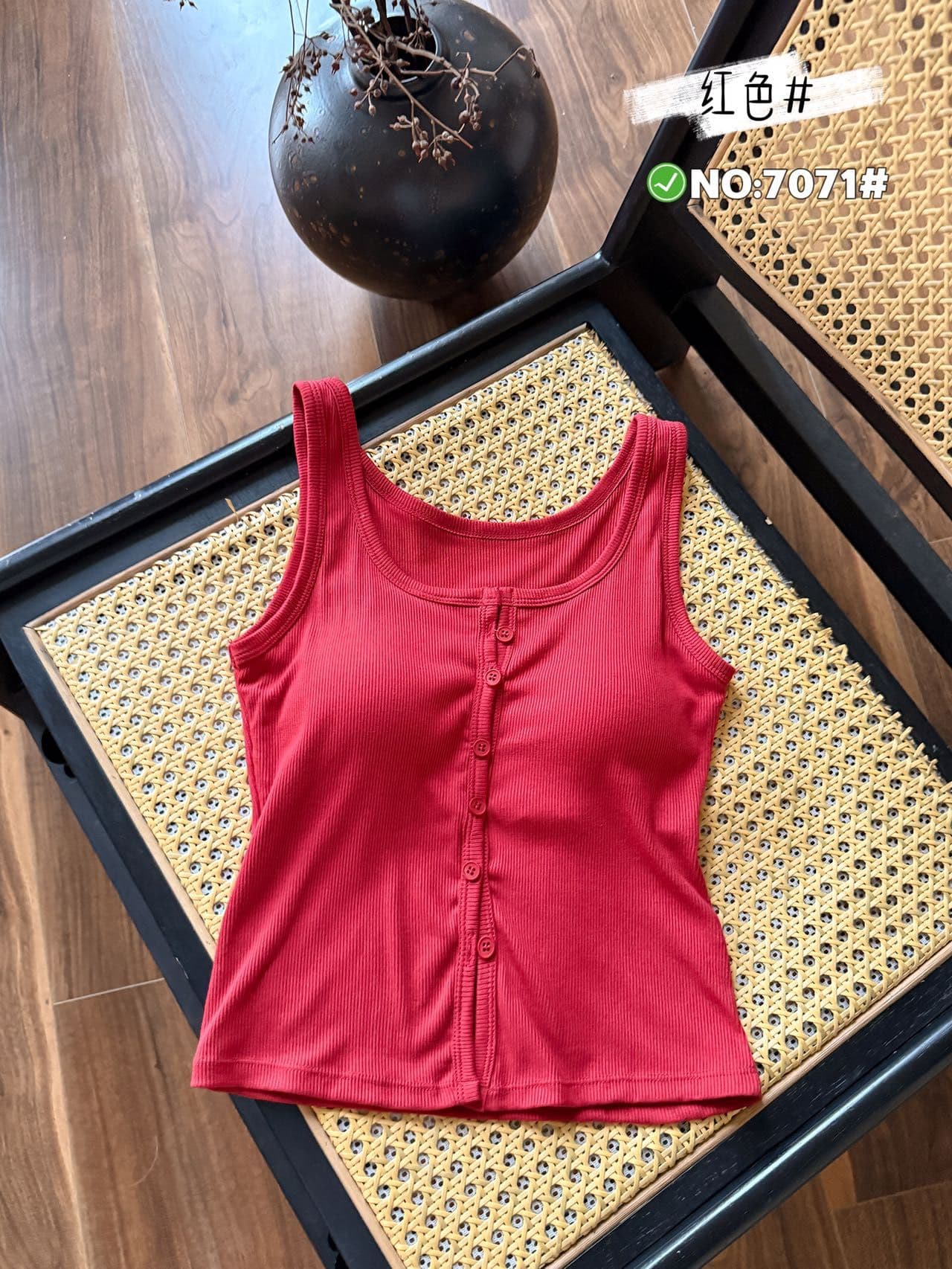 여름 새로운 순수한 욕망 바람 u 칼라 단추 디자인 와이드 어깨끈 캐미솔 벨트 가슴 패드 몸매 가꾸기 슬립 맨위 상세 이미지 31