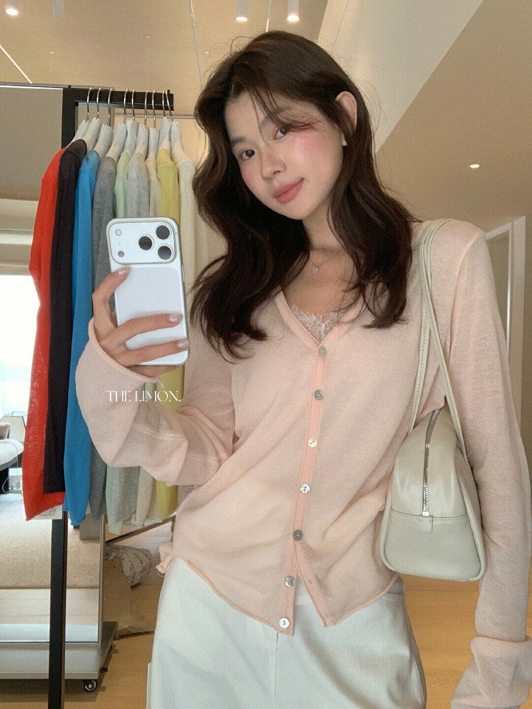 도파민 핑크색 얼음 실크 아마 V넥 니트 오픈 가디건 여성 여름 얇은 스타일 자외선 차단 블라우스 슬립 외부 잡아라. 의류 상세 이미지 35