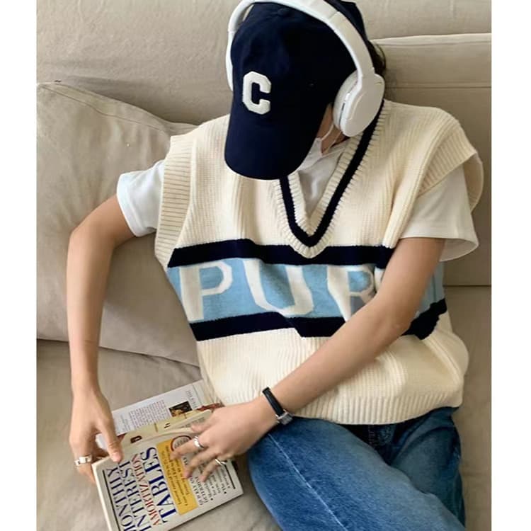 이른 가을 한국 동대문 배색 품격 슬림해 보이는 연령 감소 다용도 한국 스타일 알파벳 V넥 루즈핏 스웨터 조끼 여자 상세 이미지 20