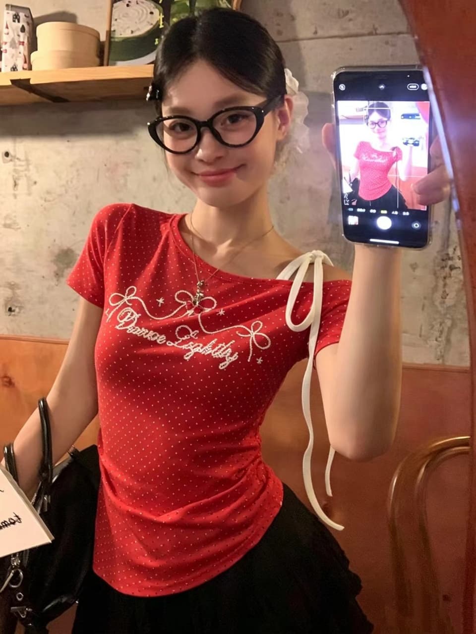 여름 도트 무늬 비스듬한 어깨 몸매 가꾸기 스트랩 나비 매듭 핫픽스 반팔 벨트 가슴 패드 상세 이미지 10