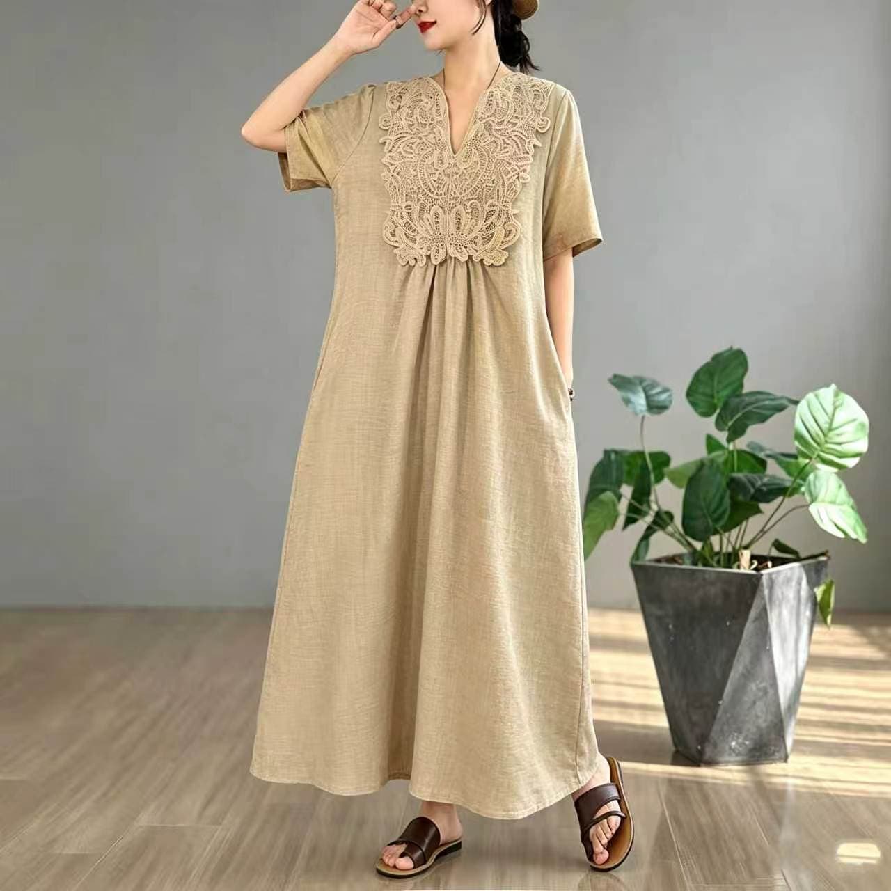 실사 레이스 조각 V넥 루즈핏 슬림해 보이는 품격 면 린넨 드레스 상세 이미지 5