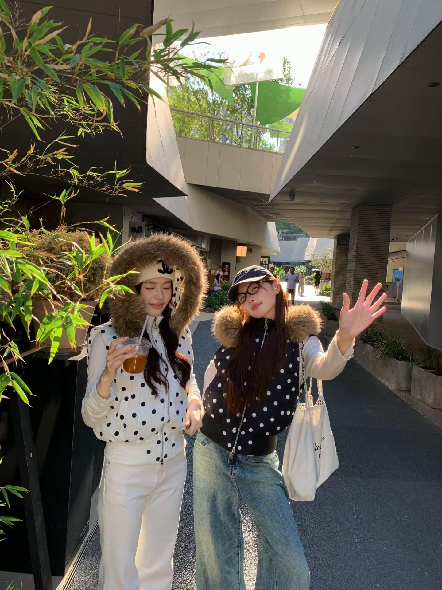실사 아메리칸 도트 무늬 탈착식 모자 민소매 면 베스트 여성 레저 모피 칼라 수 있습니다. 철거 스택 착용 재킷 상세 이미지 1