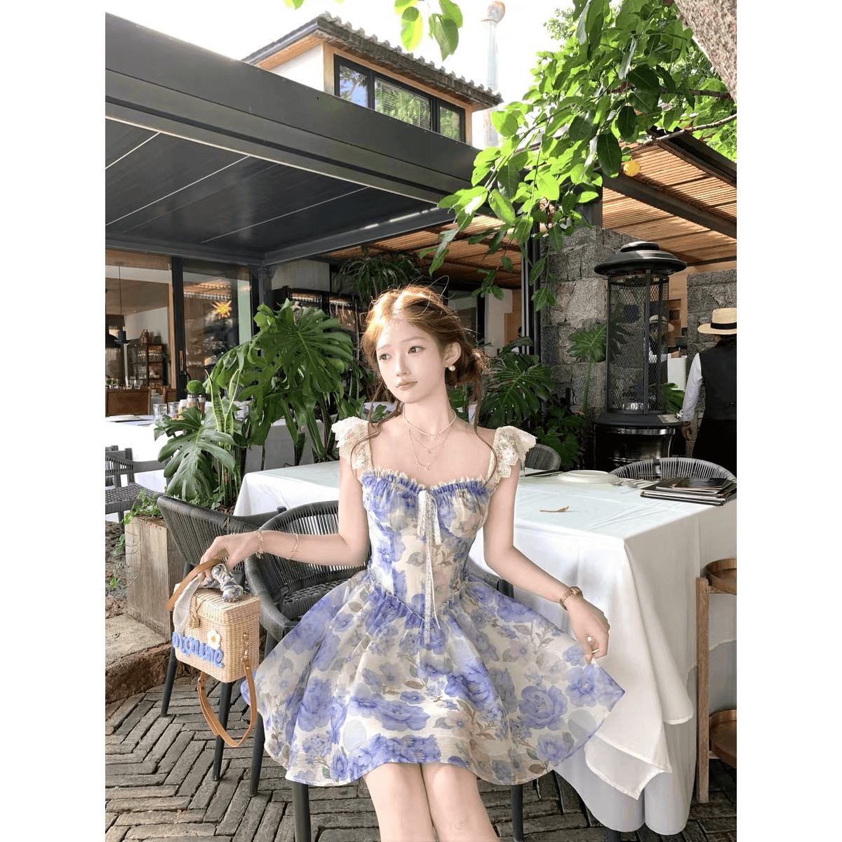 acaine5 28 20 00 95 할인 블루 黛 떠 다니는 꽃 레이스 날다 소매 프린트 프릴 드레스 이미지 5