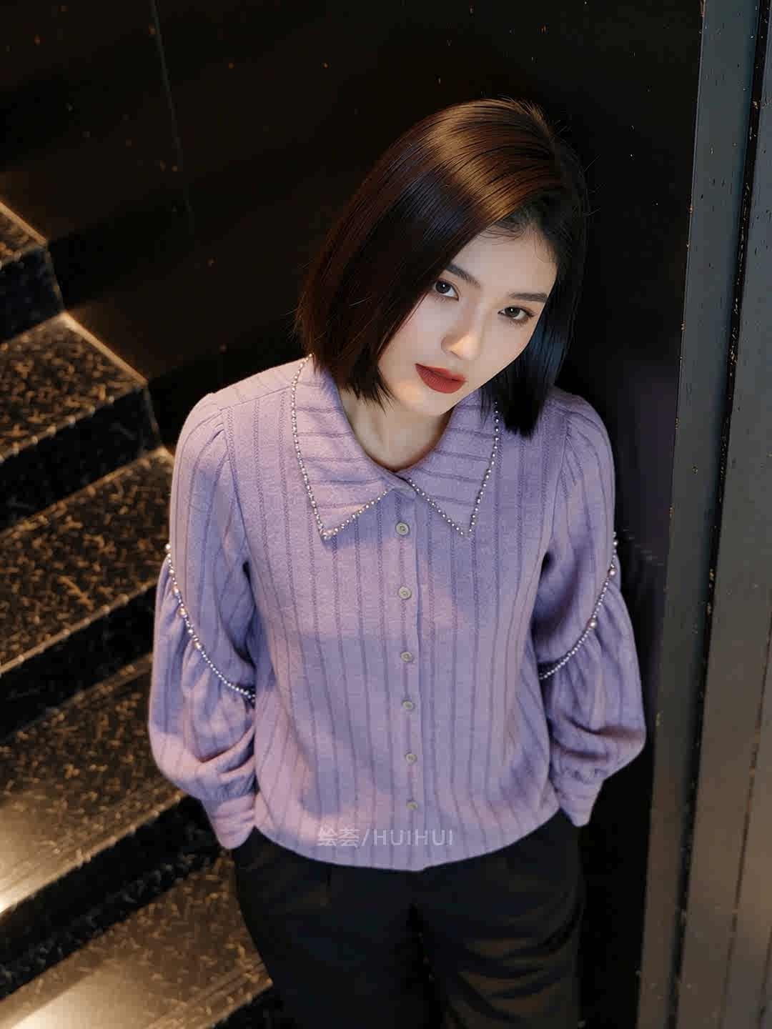 2026 새로운 봄 프랑스식 익스트림 제인 바람 비즈 박기 폴로 칼라 여성 셔츠 보라색 다용도 작은 대중 슬림해 보이는 외국 가스 맨위 상세 이미지 11