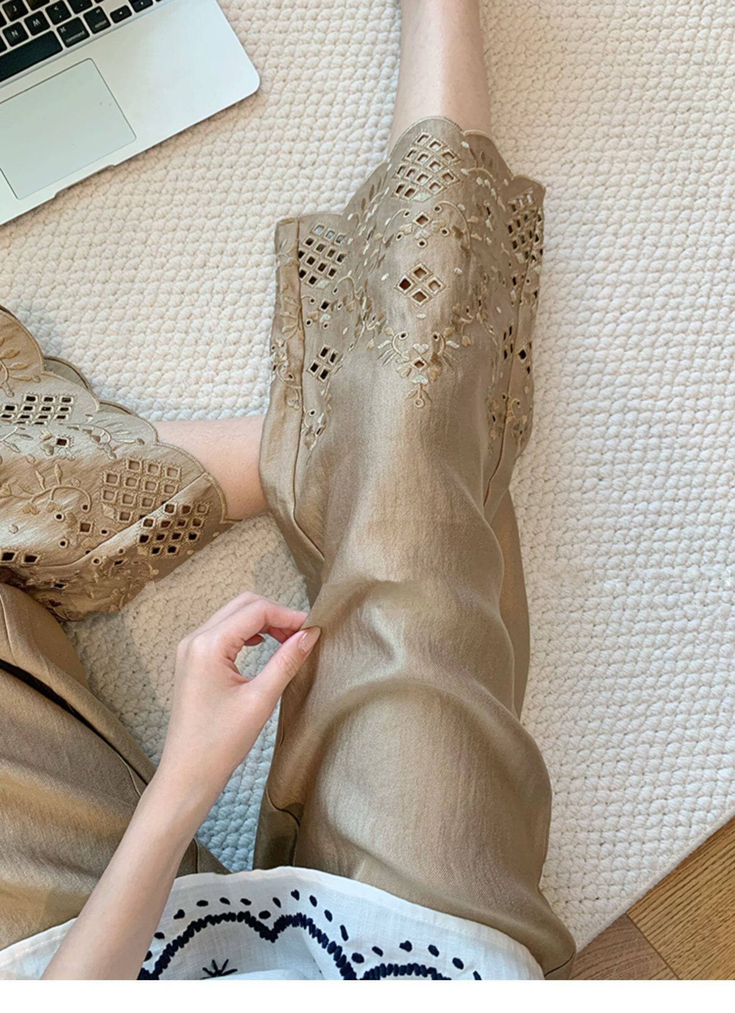 오래된 돈 바람 홀로우 아웃 자수 구슬 빛 와이드 레깅스 바지 여름 얇은 스타일 부드러운 느긋한 루즈핏 캐주얼 슬림해 보이는 9부 바지 상세 이미지 4
