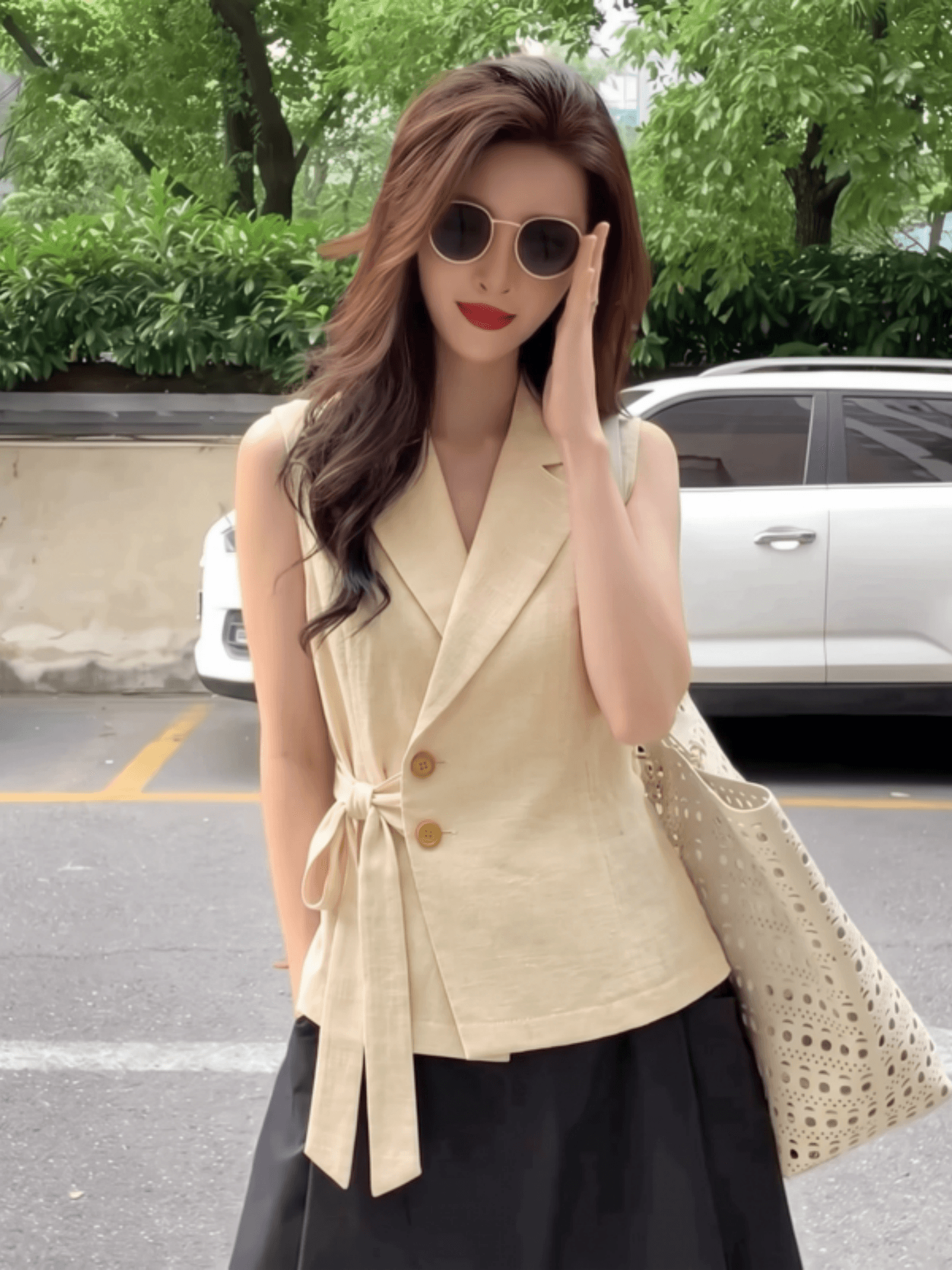 V넥 민소매 베스트 여성 셔츠 2026 새로운 여름 빅 사이즈 지방 mm 허리 수축 슬림해 보이는 빛 럭셔리 고급 센스 맨위 이미지 2
