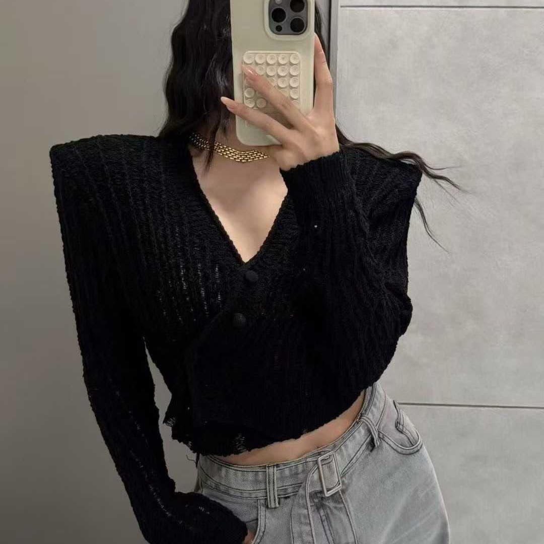 봄 여름 부드러운 바람 라운드 버클 한 부서 고급 센스 홀로우 아웃 루즈핏 느긋한 부드러운 찹쌀 니트 스웨터 오픈 가디건 맨위 여성 코트 이미지 5