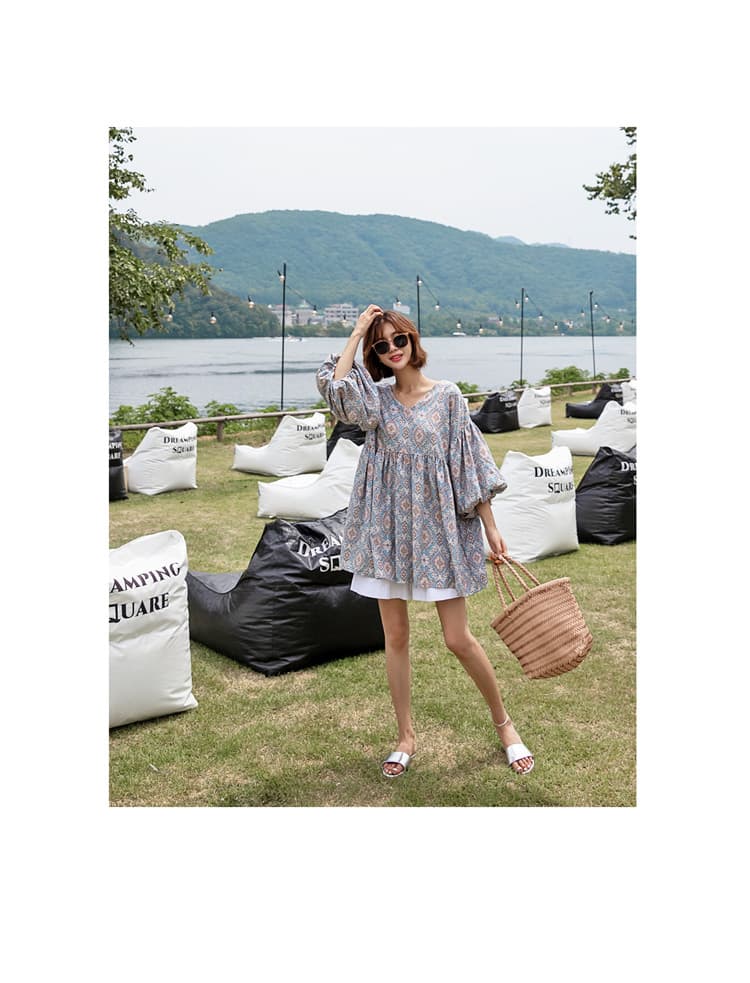 여름 한국 스타일 레트로 꽃무늬 인형 셔츠 여성 루즈핏 슬림해 보이는 V넥 거품 소매 연령 감소 다용도 휴가 바람 맨위 상세 이미지 3