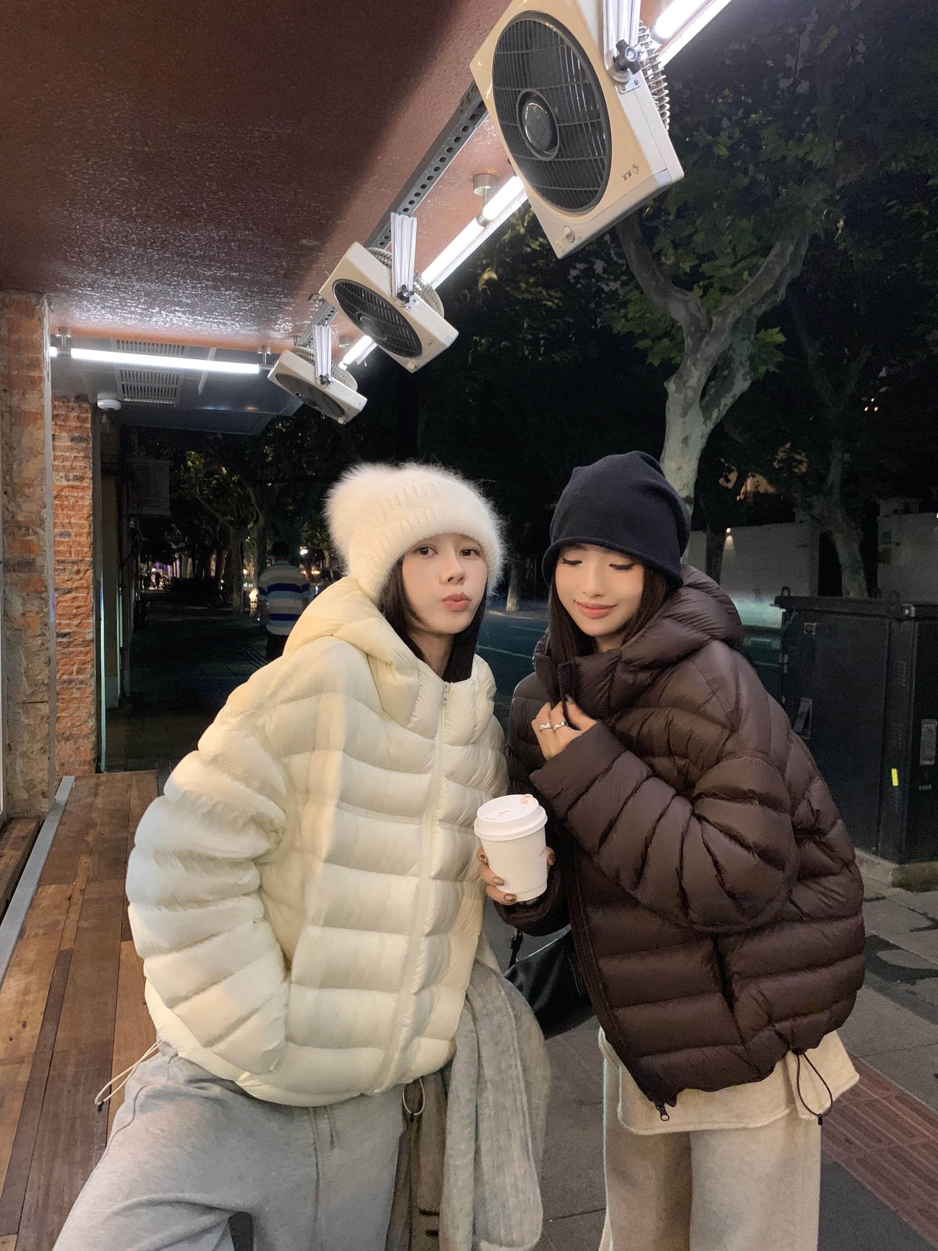 한국 스타일 루즈핏 2026 새로운 다운 재킷 여성 갈비 살 버블 푸 내부 및 외부 같은 재료 거북이 쇼트 스타일 후드 코튼 자켓 상세 이미지 36