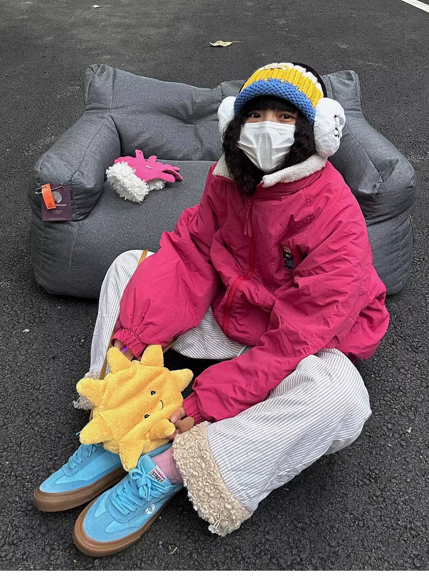 귀여운 작은 곰 자수 용과 스탠드 칼라 마이크로 주름 질감 센스 디자인 다용도 보온 면 옷 여성 재킷 상세 이미지 7