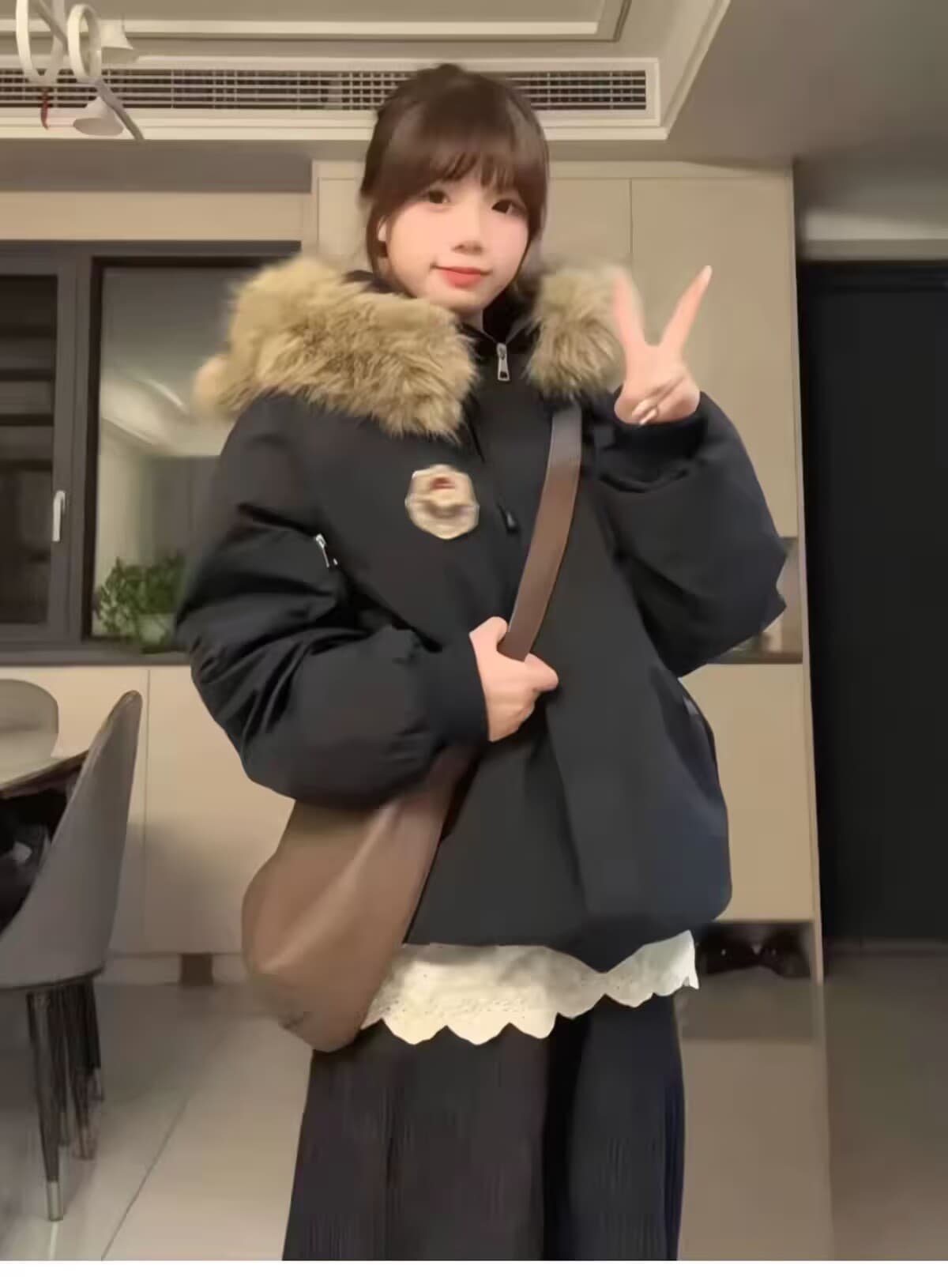 2026 겨울 학원 스타일 작은 곰 귀 모피 칼라 탈착식 재킷 면 옷 여성 두꺼운 보온 루즈핏 캐주얼 목화 진딧물 상세 이미지 9