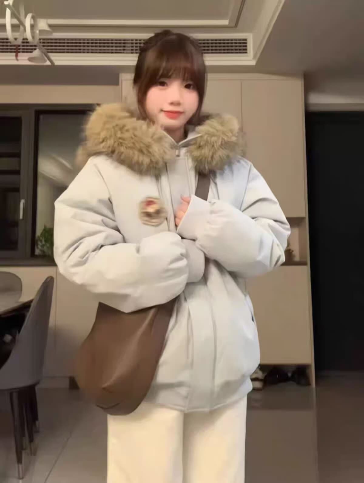 2026 겨울 학원 스타일 작은 곰 귀 모피 칼라 탈착식 재킷 면 옷 여성 두꺼운 보온 루즈핏 캐주얼 목화 진딧물 상세 이미지 11