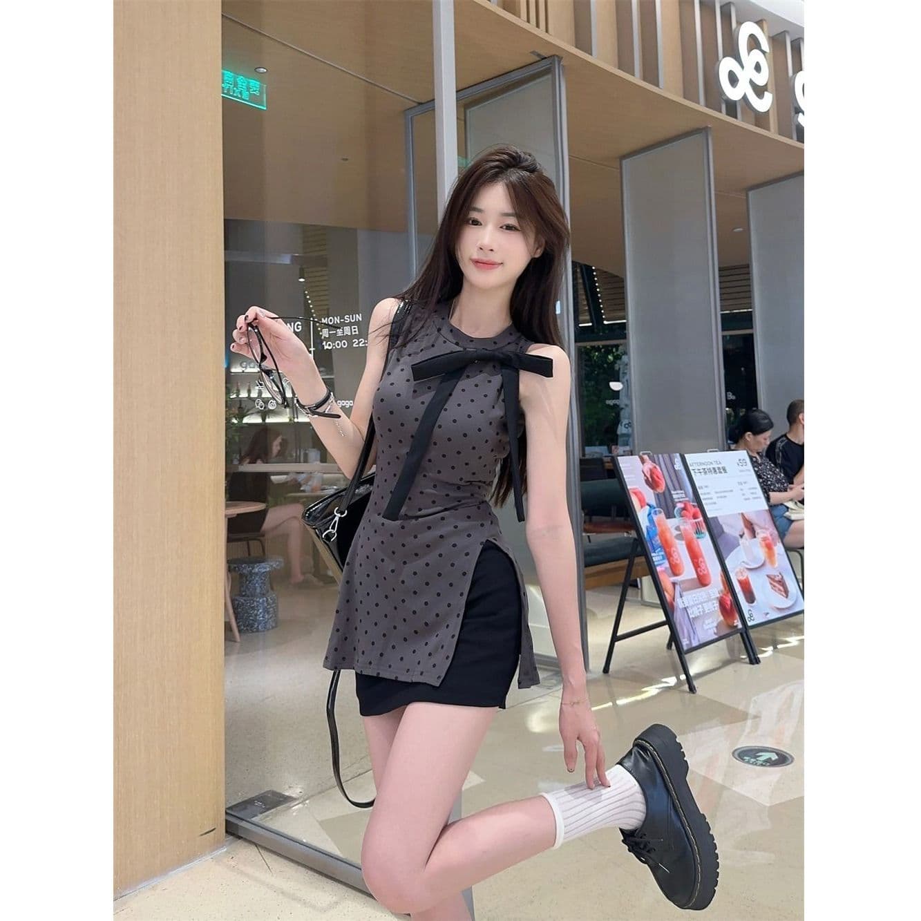 모달 사람들 면 프랑스식 품격 나비 매듭 민소매 조끼 여성 여름 불규칙 트임 도트 무늬 맨위 이미지 2