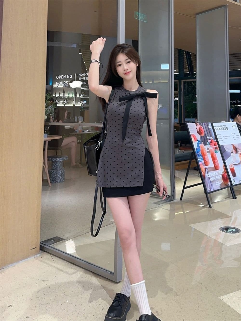 모달 사람들 면 프랑스식 품격 나비 매듭 민소매 조끼 여성 여름 불규칙 트임 도트 무늬 맨위 상세 이미지 8