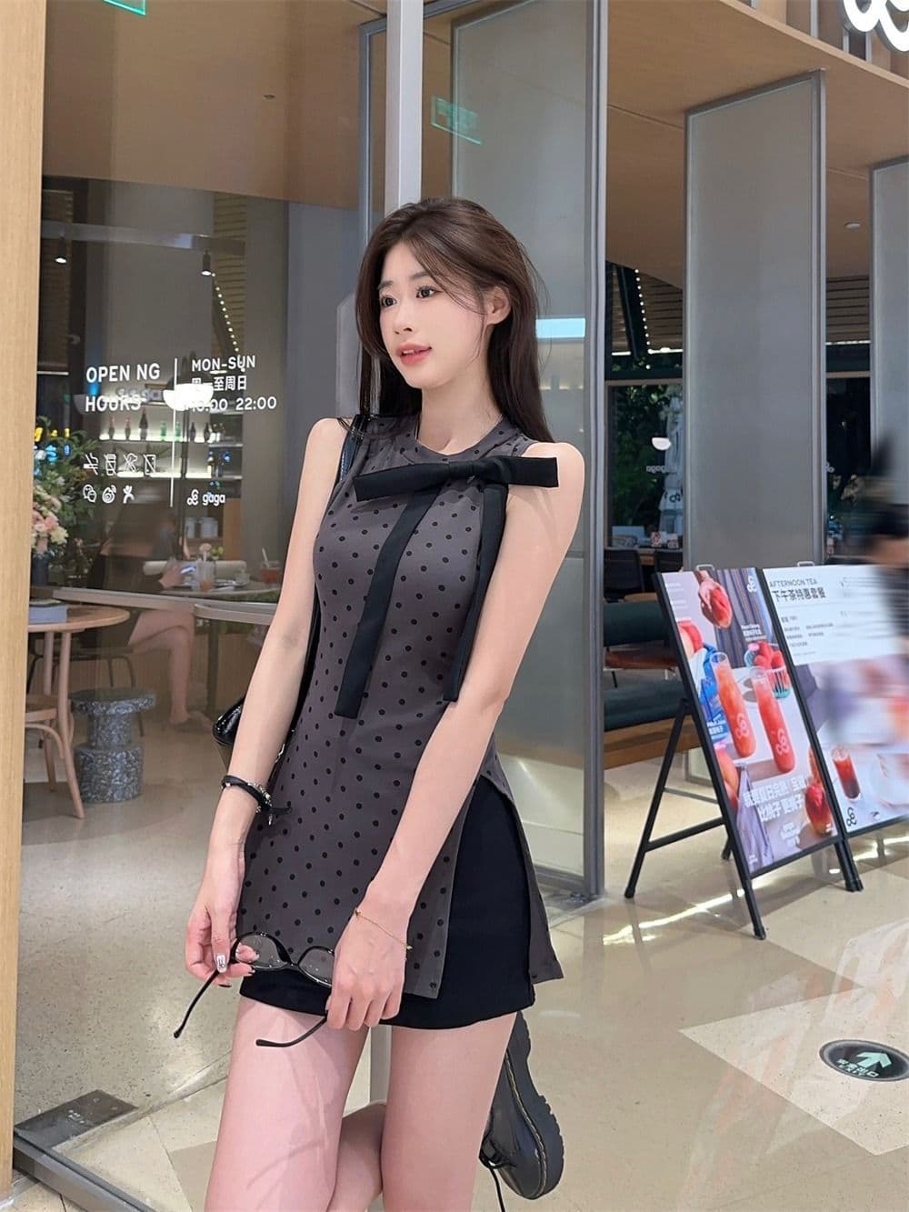 모달 사람들 면 프랑스식 품격 나비 매듭 민소매 조끼 여성 여름 불규칙 트임 도트 무늬 맨위 상세 이미지 9
