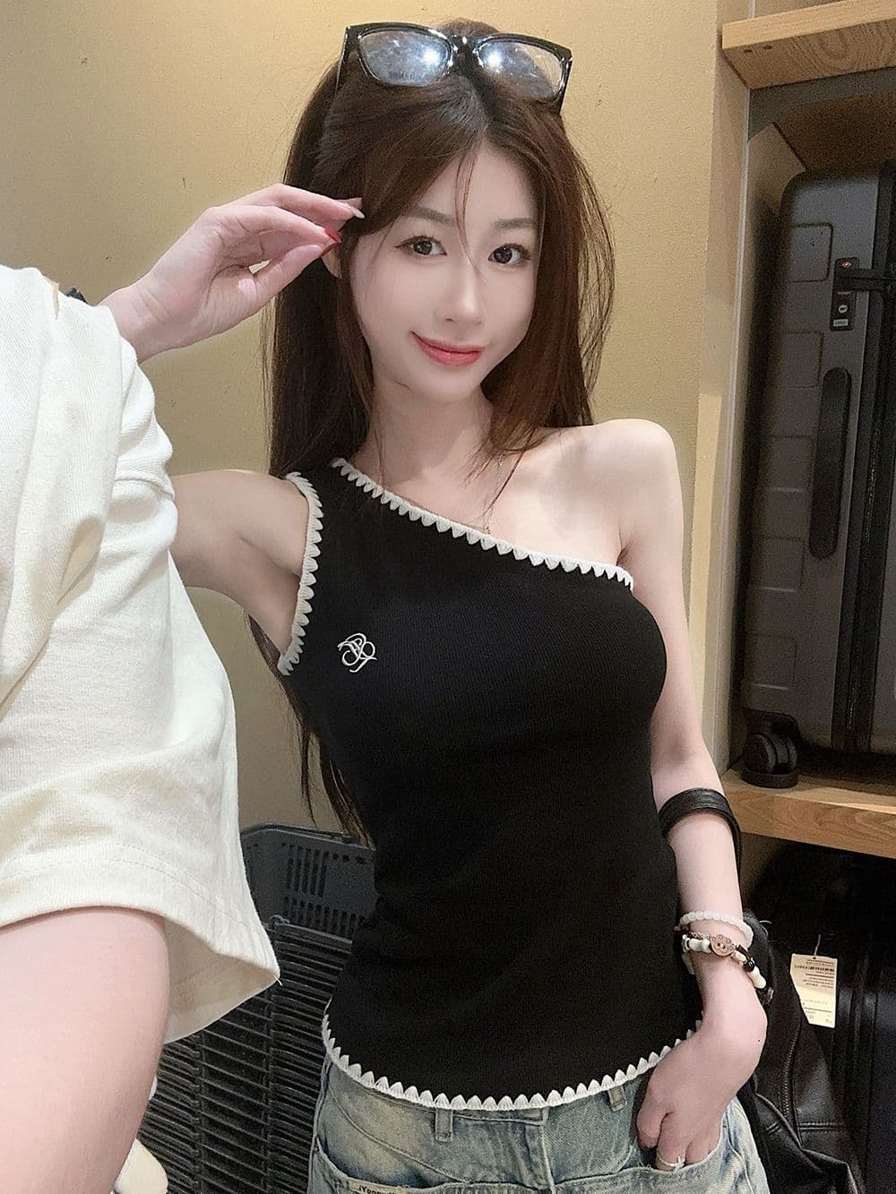 와 사고 방식 달콤한 핫걸 리본 배색 비스듬한 어깨 캐미솔 여름 알파벳 자수 민소매 맨위 상세 이미지 14