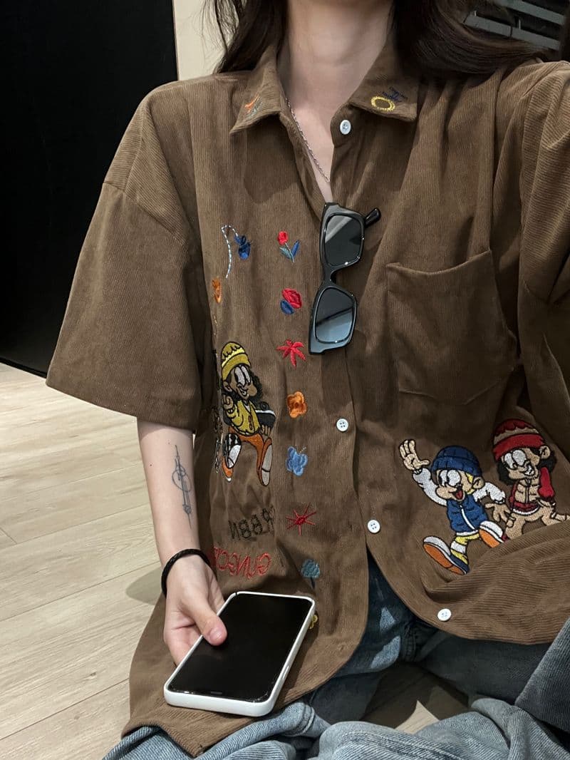 아메리칸 레트로 무거운 작업 자수 코듀로이 반팔 셔츠 여름 커플 루즈핏 느긋한 바람 캐주얼 셔츠 오픈 가디건 상세 이미지 3