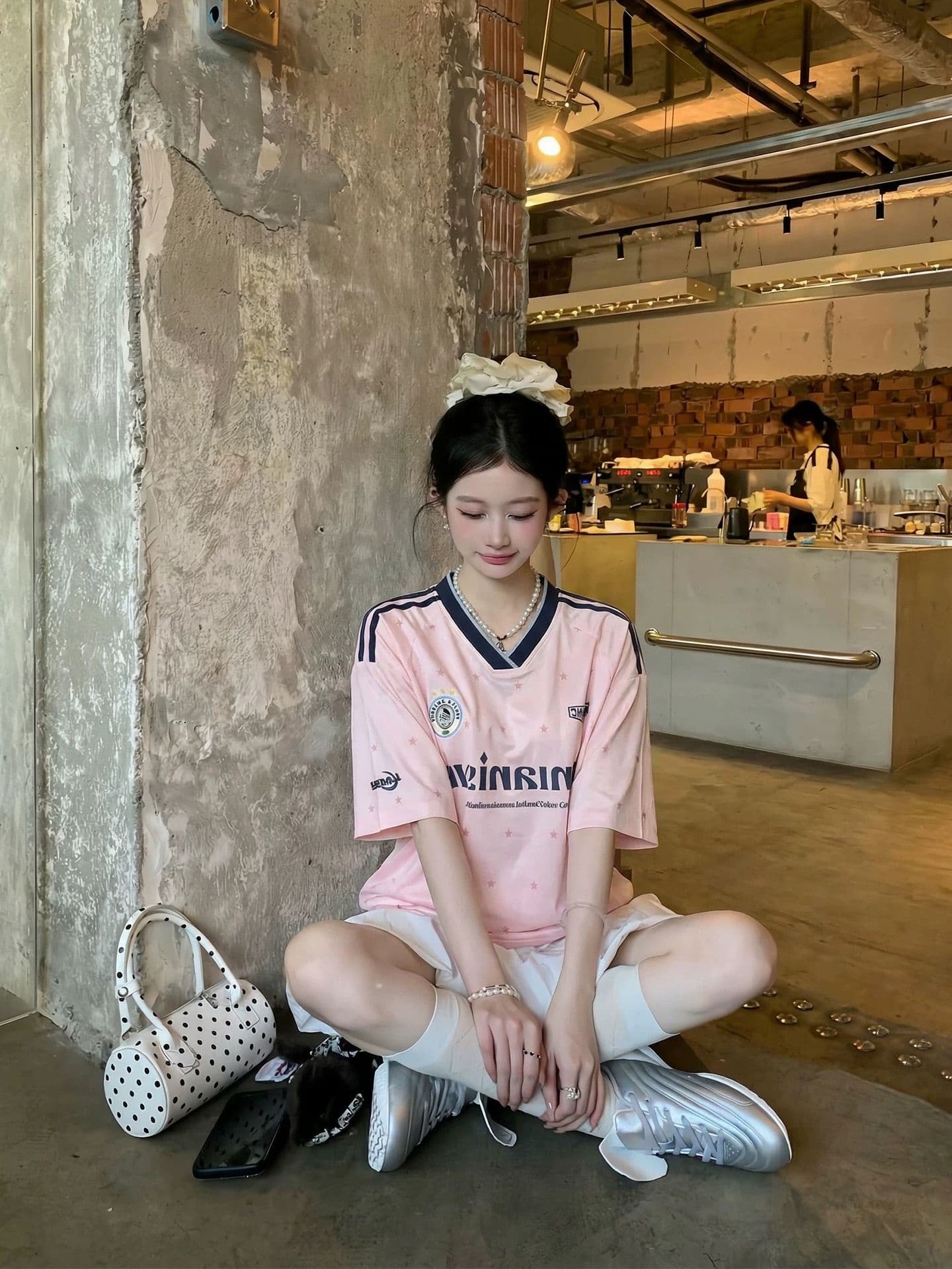원본 아메리칸 공 서비스 저지 반팔 티셔츠 여성 여름 아메리칸 알파벳 프린트 디자인 센스 루즈핏 V넥 맨위 상세 이미지 4