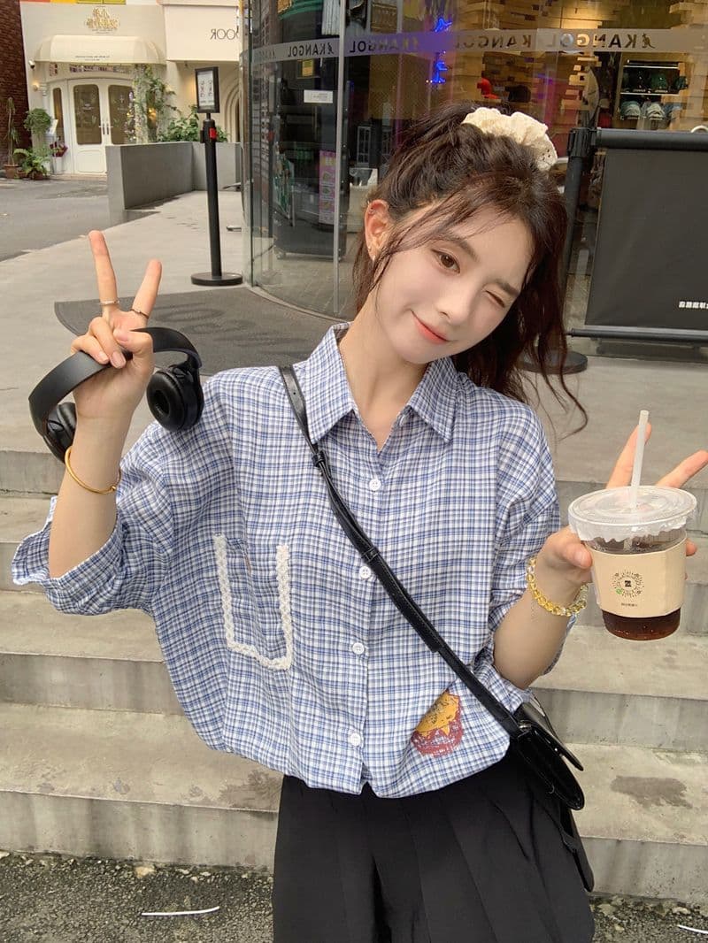 학원 스타일 레트로 프린트 격자 무늬 셔츠 여성용 짧은 소매 2026 여름 다용도 캐주얼 디자인 센스 POLO 칼라 맨위 상세 이미지 2