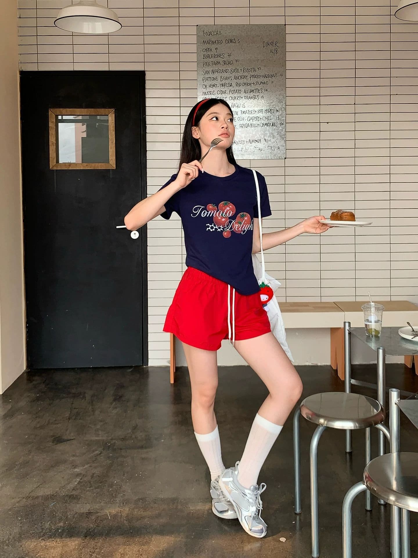 한국 chic 순면 아메리칸 레트로 긍정적 인 어깨 티셔츠 여름 프린트 반팔 몸매 가꾸기 슬림해 보이는 핫걸 맨위 이미지 2