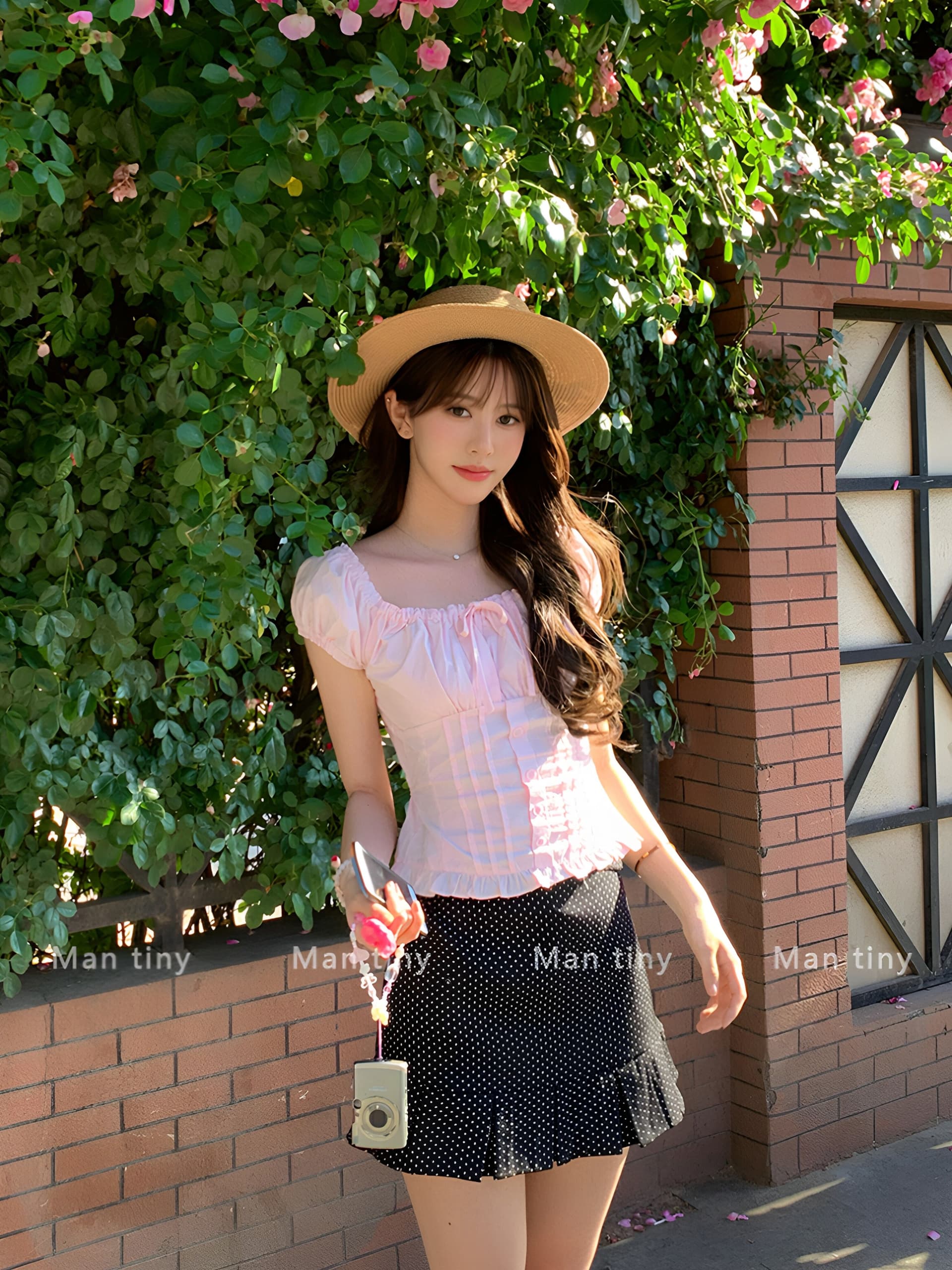주간 실크 원단 참나무 늑골 조정 홀로우 아웃 광장 칼라 오프숄더 거품 소매 여성 소녀 센스 나비 매듭 레이스 셔츠 상세 이미지 2