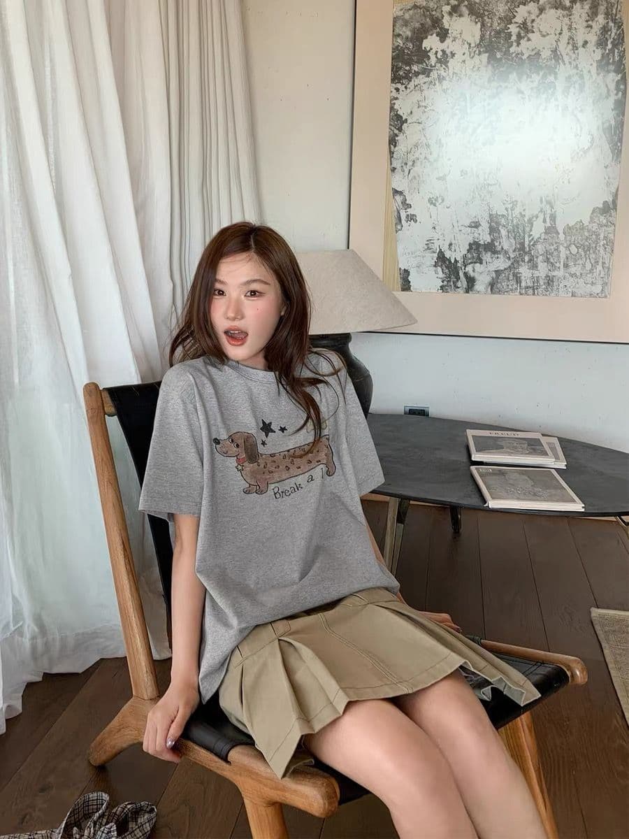 순면 한국 chic 여름 2026 새로운 반팔 티셔츠 여성 아메리칸 강아지 프린트 디자인 캐주얼 맨위 여성 상세 이미지 4