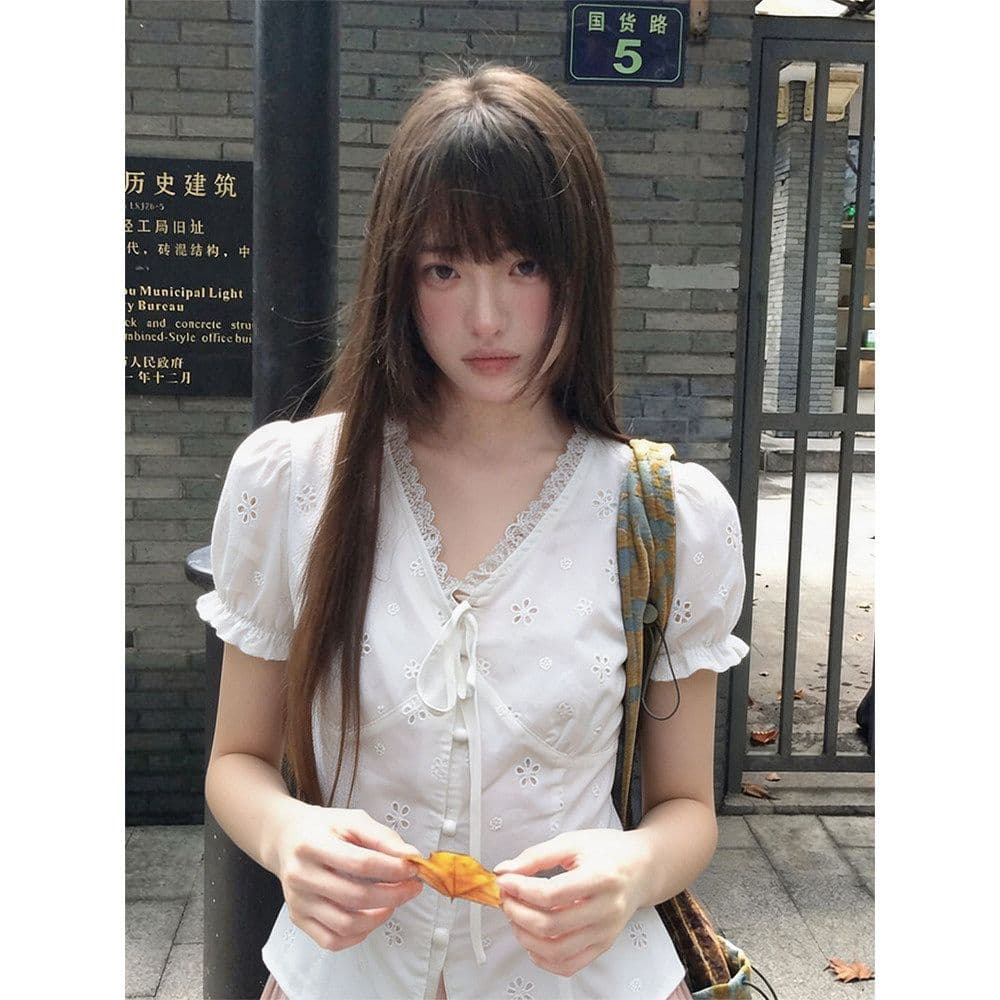 원본 원단 있음 네리 프랑스식 레이스 V넥 여성 셔츠 여름 거품 소매 허리 수축 화이트 셔츠 이미지 2