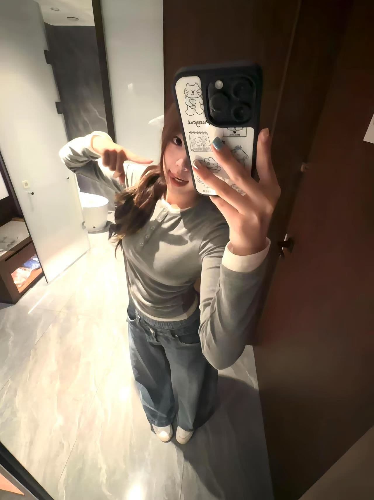 원본 솜씨 자수 네리 가게 천 광저우 원단 페이크 레이어드 몸매 가꾸기 긴팔 여성 상세 이미지 9