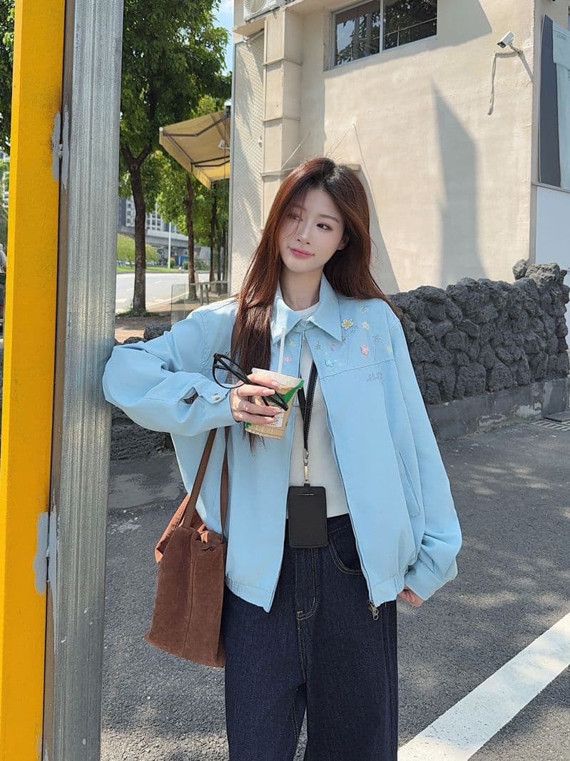 정가 도파민 파란색 자수 폴로 칼라 여성 코트 가을 디자인 센스 작은 대중 3 차원 꽃 야구 유니폼 재킷 상세 이미지 3
