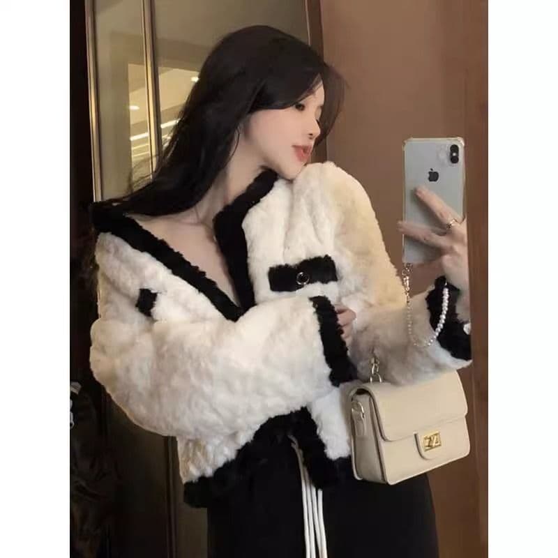 작은 샤넬 스타일 검정색 어린 양 플리스 여성 코트 봄 가을 겨울 고급 디자인 센스 작은 대중 튀김 거리 털이 많은 맨위 상세 이미지 3