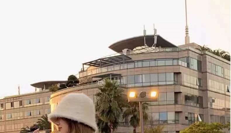모방 토끼털 작은 샤넬 스타일 짧은 여성 코트 가을 겨울철 2026 년 새로운 루즈핏 슬림해 보이는 두꺼운 보온 플리스 맨위 상세 이미지 17