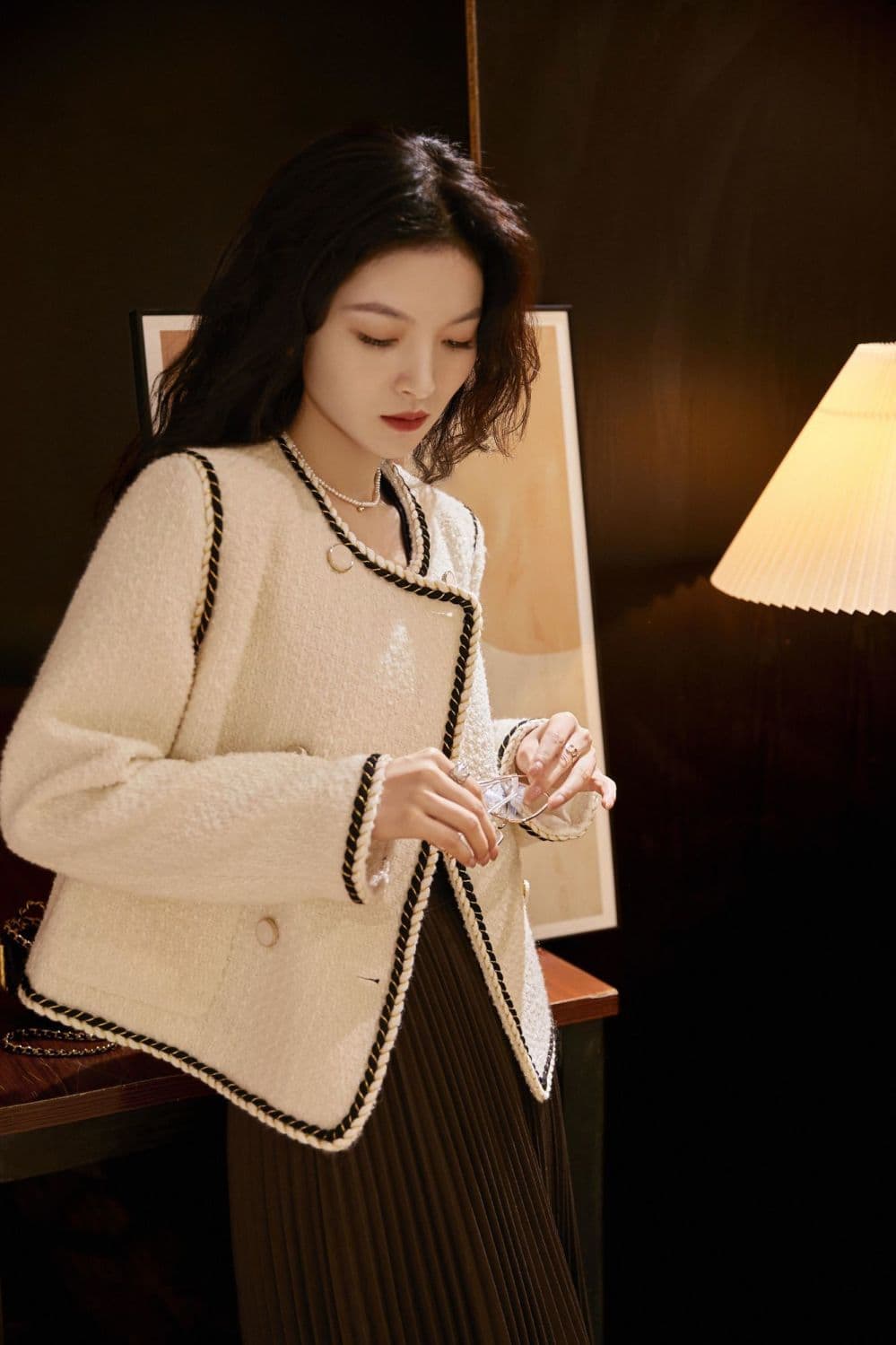 작은 샤넬 스타일 재킷 캐주얼 다용도 작은 키 품격 슬림해 보이는 빛 요리 한 바람 고급 센스 라운드 넥 모직물 맨위 여성 상세 이미지 6