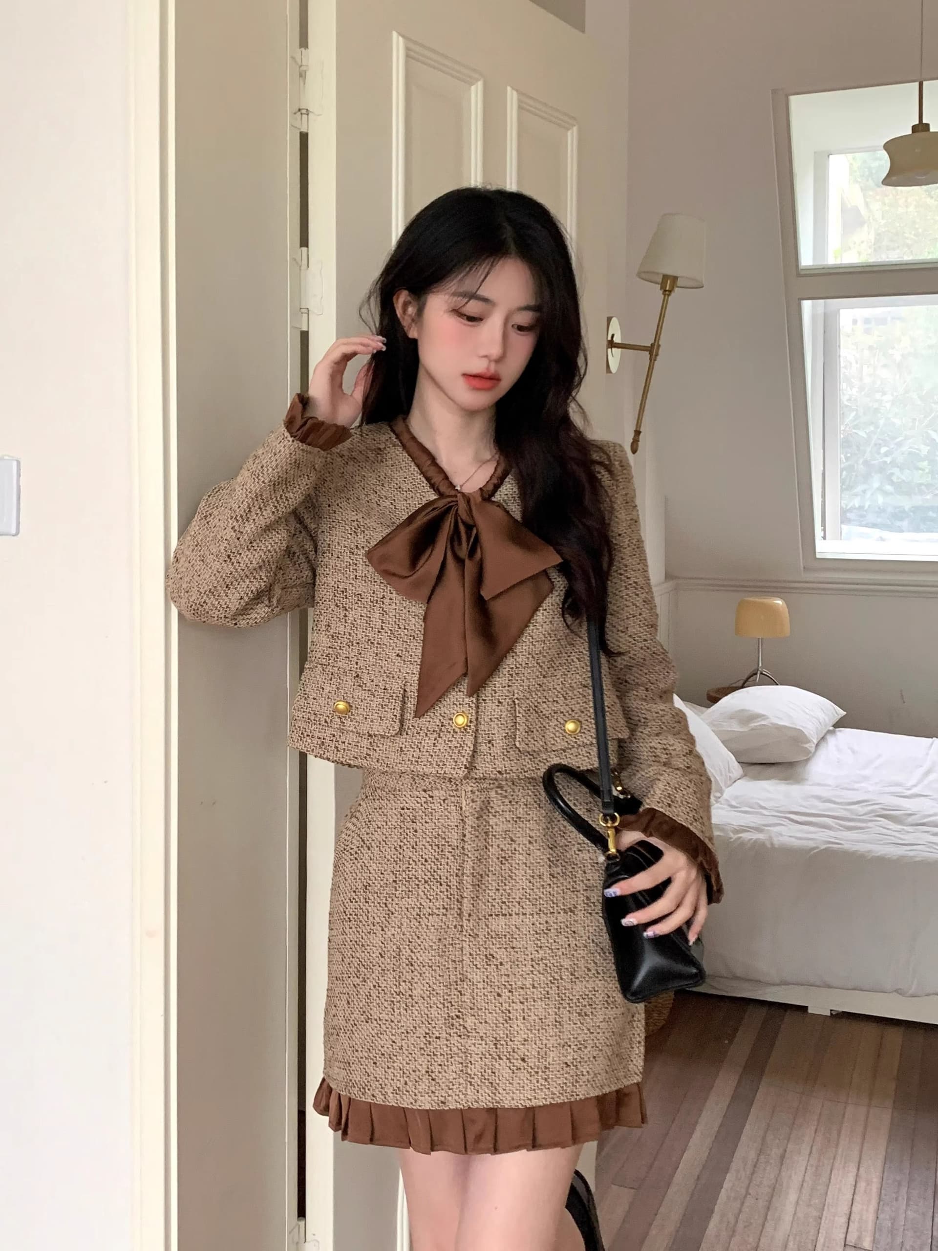 봄 가을 새로운 패션 작은 샤넬 스타일 세트 드레스 여성 외국 가스 나비 매듭 짧은 외투 반신 스커트 투피스 세트 이미지 3