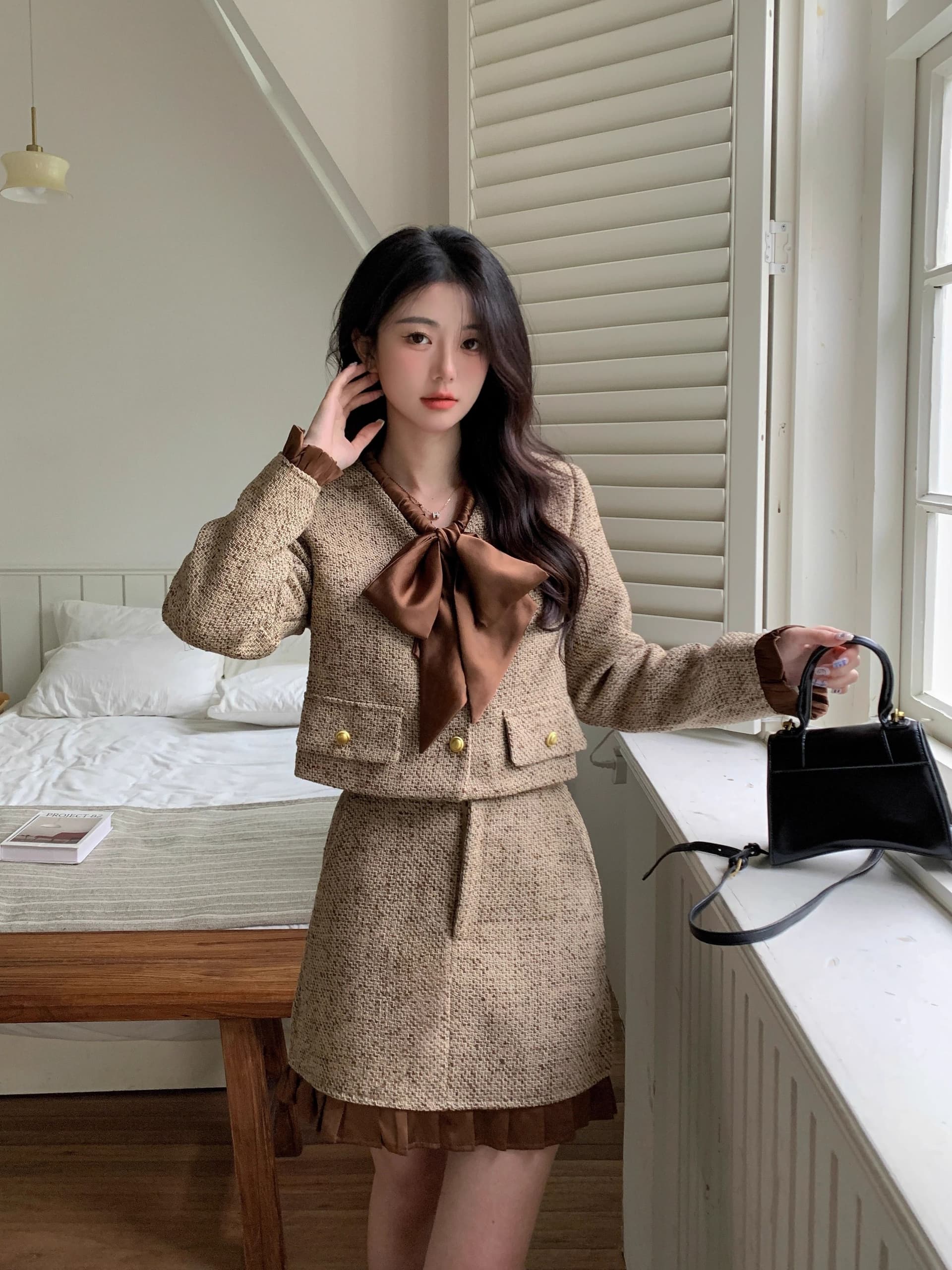 봄 가을 새로운 패션 작은 샤넬 스타일 세트 드레스 여성 외국 가스 나비 매듭 짧은 외투 반신 스커트 투피스 세트 상세 이미지 10