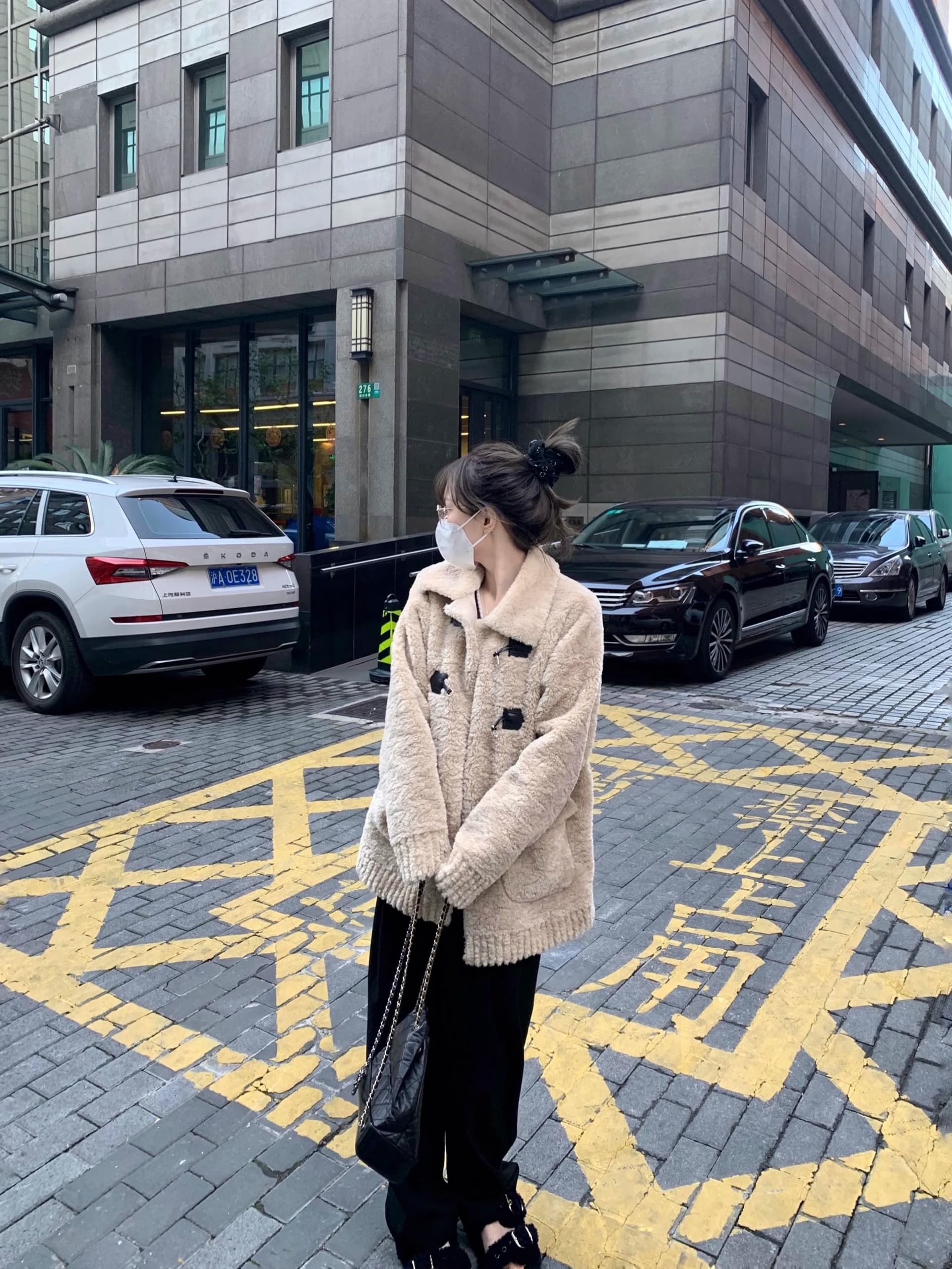 일본식 레트로 폴로 칼라 양털 플리스 여성 코트 겨울 새로운 작은 키 루즈핏 다용도 두꺼운 털이 많은 코트 상세 이미지 9