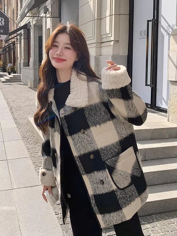 흑인과 백인 체크무늬 모직 여성 재킷 겨울 2026 년 솜을 넣은 내피 두꺼운 모직 코트 작은 키 중간 길이 이미지 3