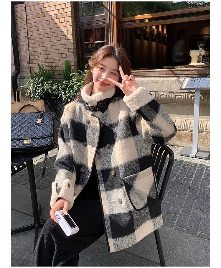 흑인과 백인 체크무늬 모직 여성 재킷 겨울 2026 년 솜을 넣은 내피 두꺼운 모직 코트 작은 키 중간 길이 상세 이미지 10