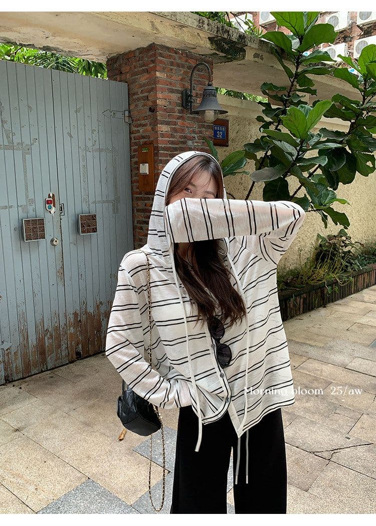 눈꽃 면 스트라이프 후드 자외선 차단 블라우스 얇은 스타일 긴팔 오픈 가디건 여성 여름 루즈핏 재킷 맨위 상세 이미지 9