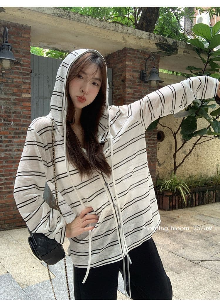 눈꽃 면 스트라이프 후드 자외선 차단 블라우스 얇은 스타일 긴팔 오픈 가디건 여성 여름 루즈핏 재킷 맨위 상세 이미지 11