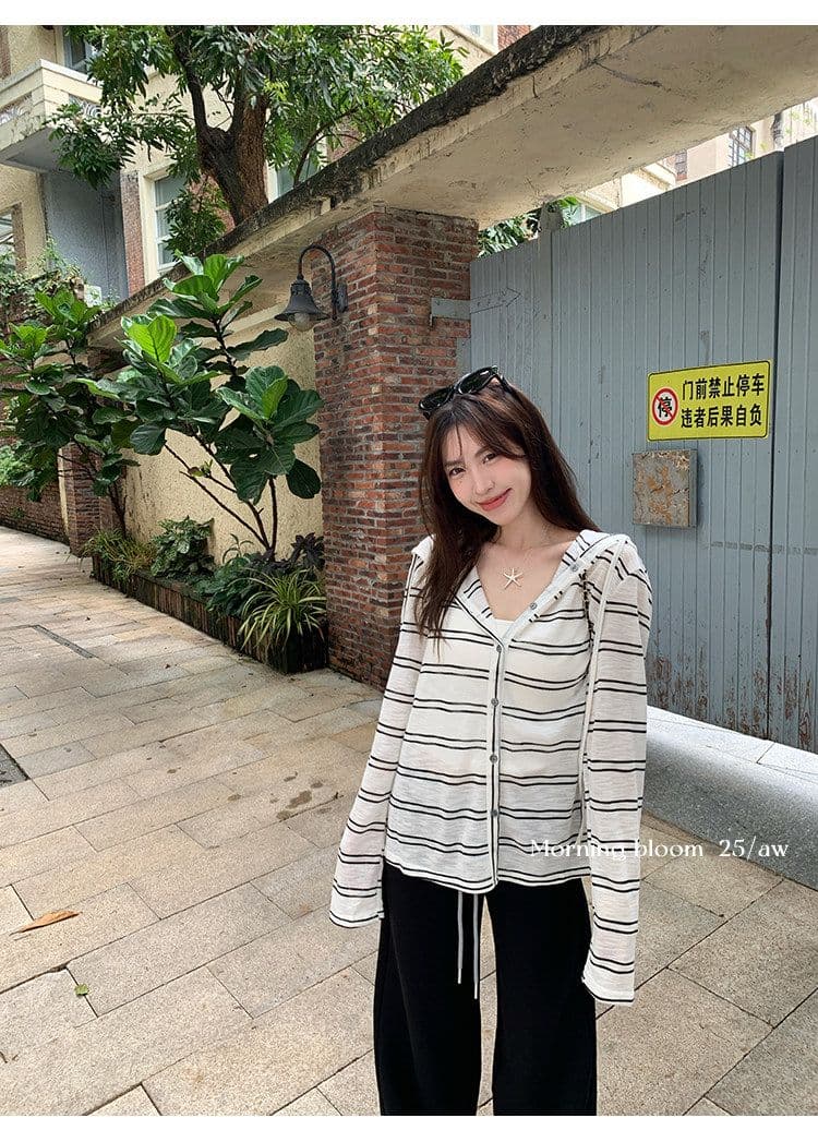 눈꽃 면 스트라이프 후드 자외선 차단 블라우스 얇은 스타일 긴팔 오픈 가디건 여성 여름 루즈핏 재킷 맨위 상세 이미지 13