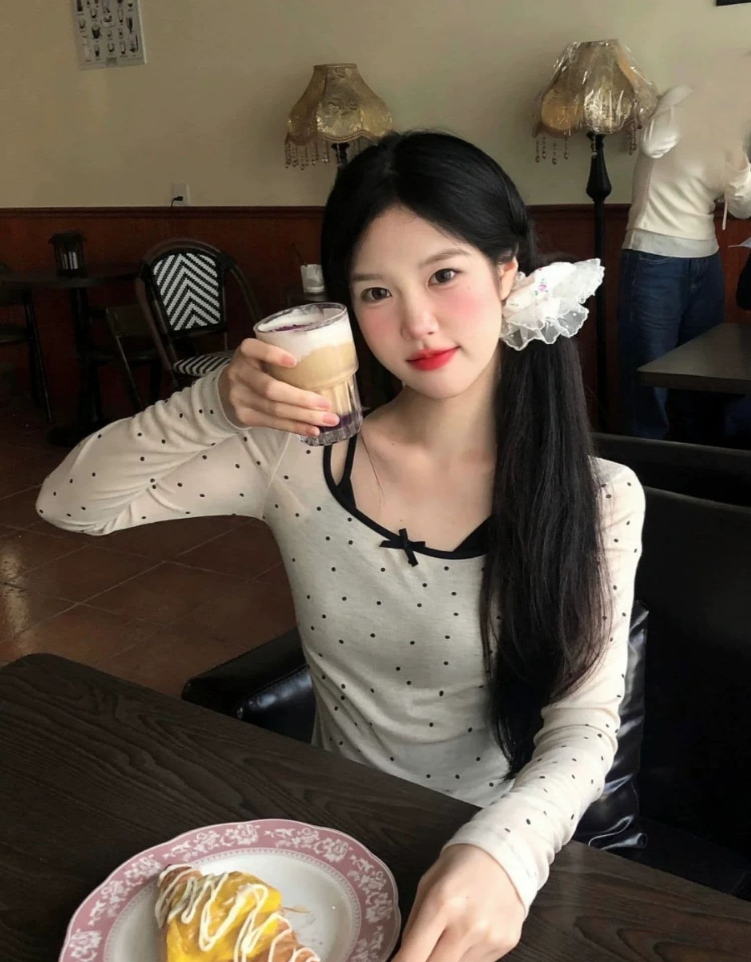 주간 실크 리브 사람들 면 달콤한 스타일 오프숄더 도트 무늬 긴팔 티셔츠 여성 의류 이른 봄 페이크 레이어드 bm 맨위 상세 이미지 10