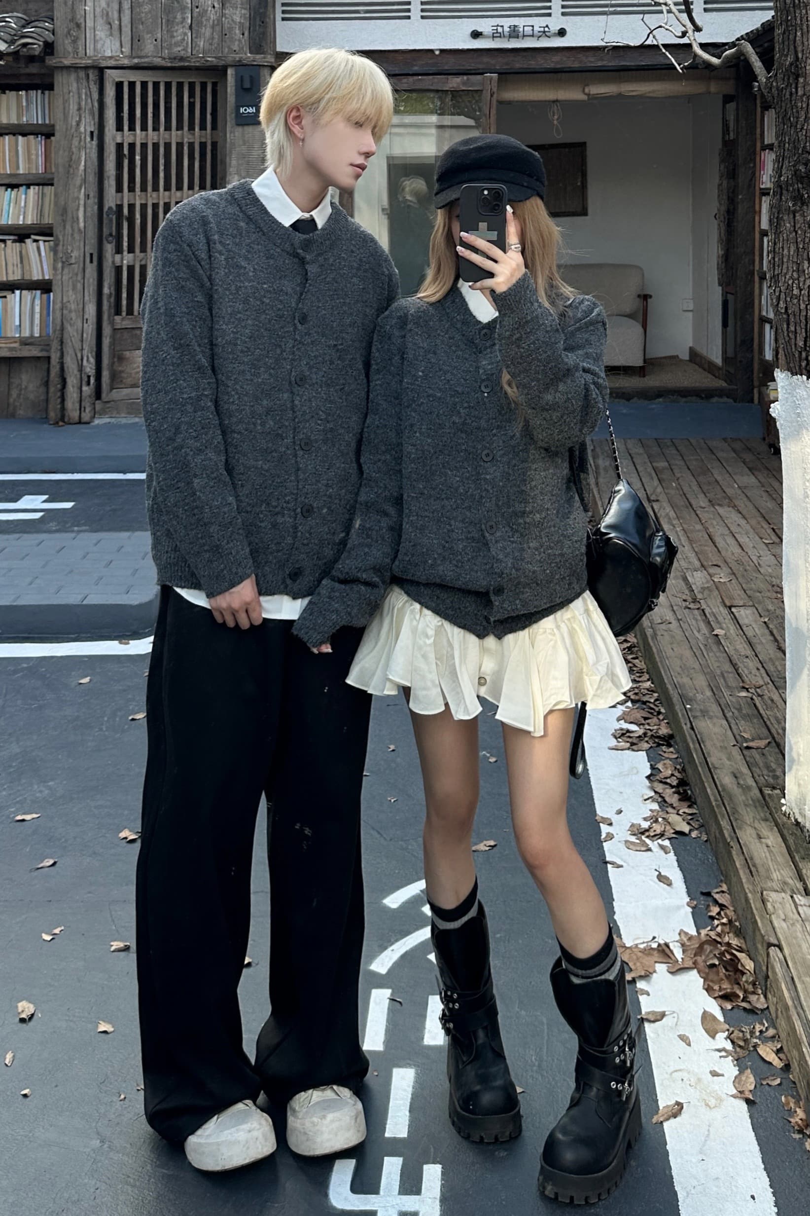 실사 커플룩 아메리칸 느긋한 바람 단추 오픈 가디건 스웨터 남성 의류 레트로 단색 니트 스웨터 재킷 이미지 7