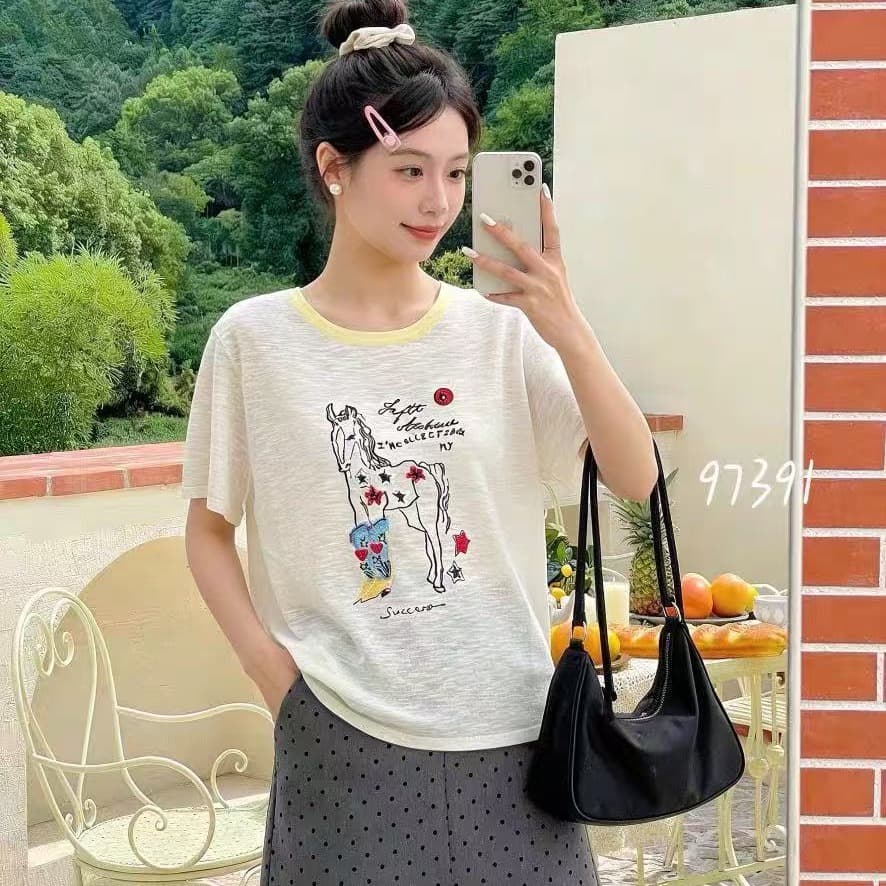 만화 자수 작은 말 라운드 넥 반팔 니트 스웨터 티셔츠 여성 레저 루즈핏 슬림해 보이는 외국 가스 맨위 m97391 이미지 5