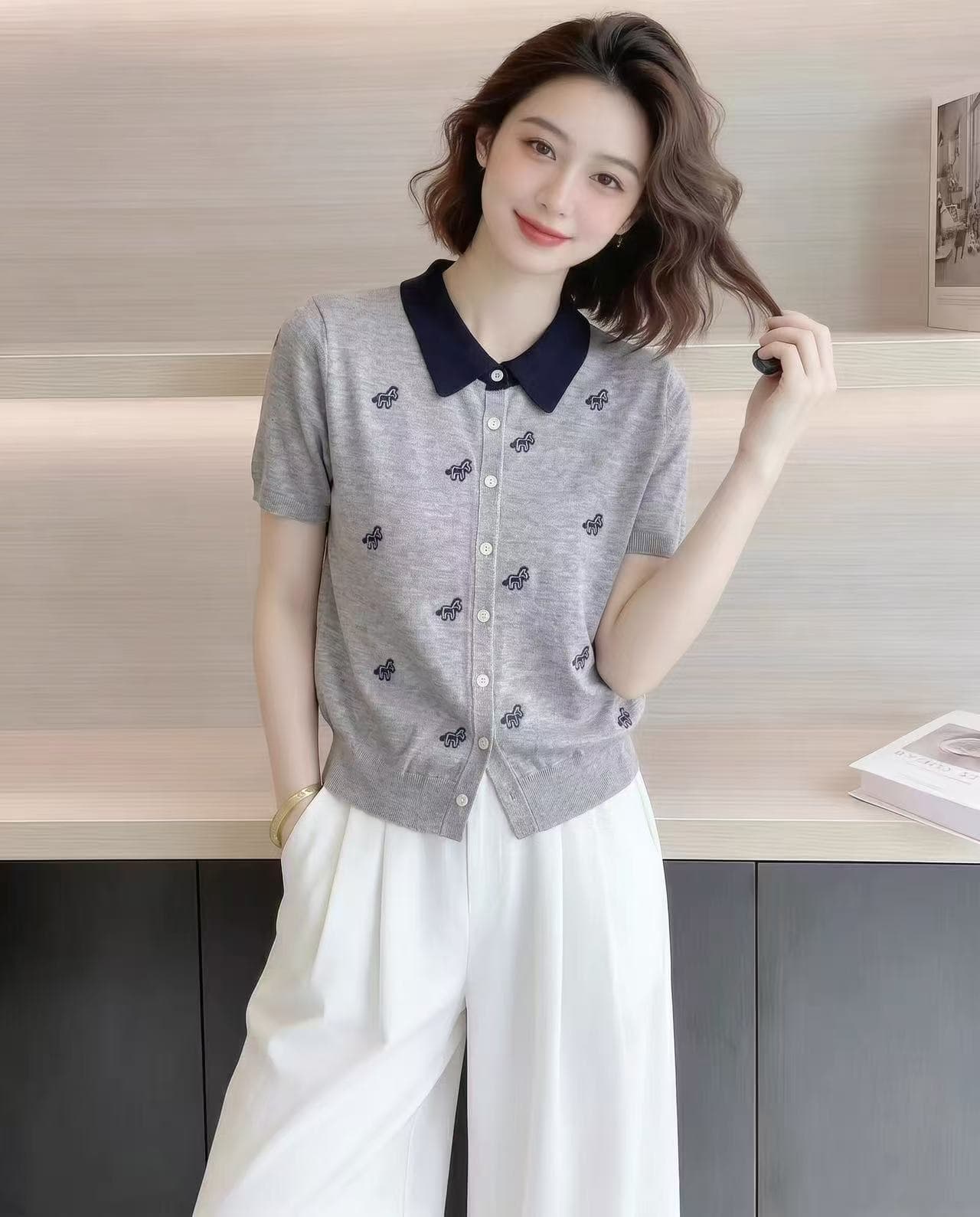 여름 새로운 학원 스타일 작은 말 자수 POLO 칼라 반팔 니트 오픈 가디건 여성 다용도 슬림해 보이는 얇은 스타일 맨위 상세 이미지 5