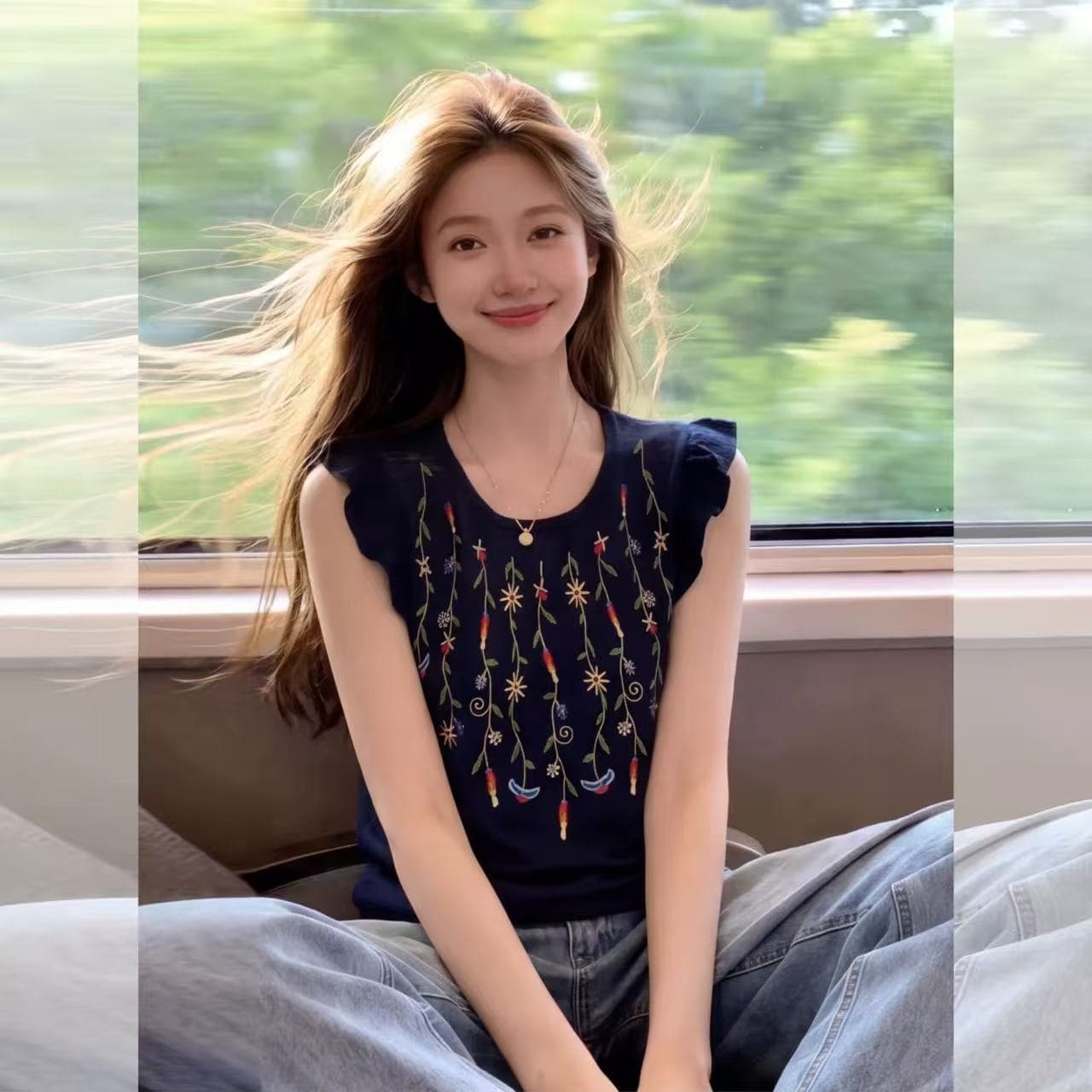 레트로 민족 스타일 꽃무늬 자수 니트 조끼 여자 여름 얇은 스타일 고유 한 아름다운 라운드 넥 작은 날다 소매 맨위 이미지 3