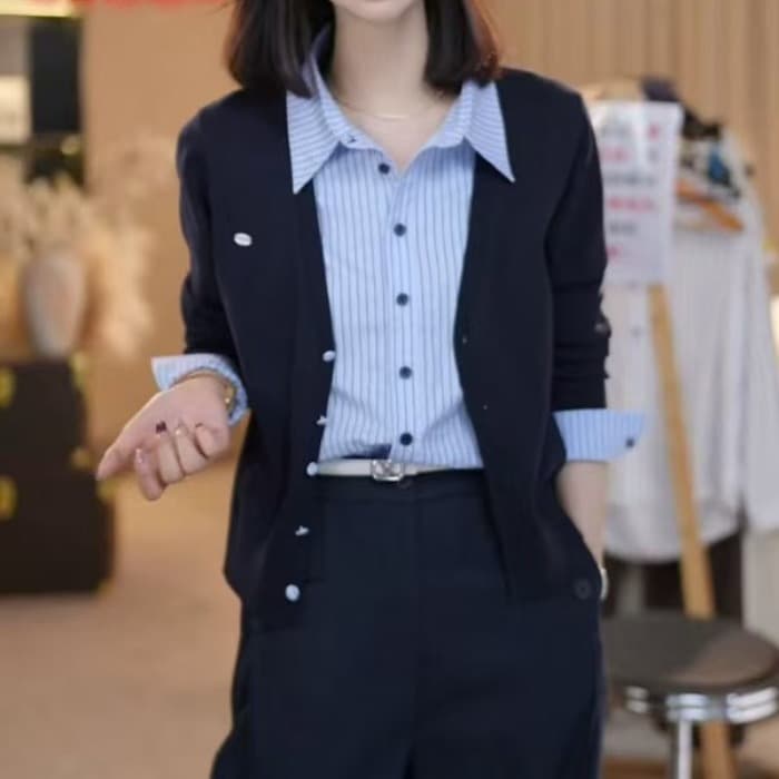 페이크 레이어드 스트라이프 니트 오픈 가디건 여성 봄 가을 겨울 2026 새로운 주황색 POLO 칼라 스웨터 연령 감소 긴팔 맨위