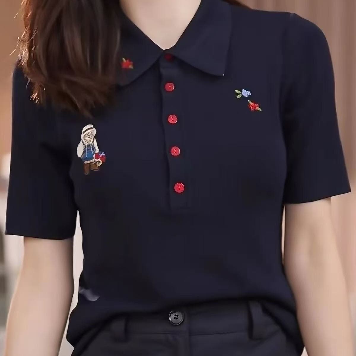 만화 작은 곰 자수 폴로 칼라 반팔 티셔츠 여성 2026 여름 새로운 캐주얼 다용도 슬림해 보이는 POLO 셔츠 맨위 이미지 5
