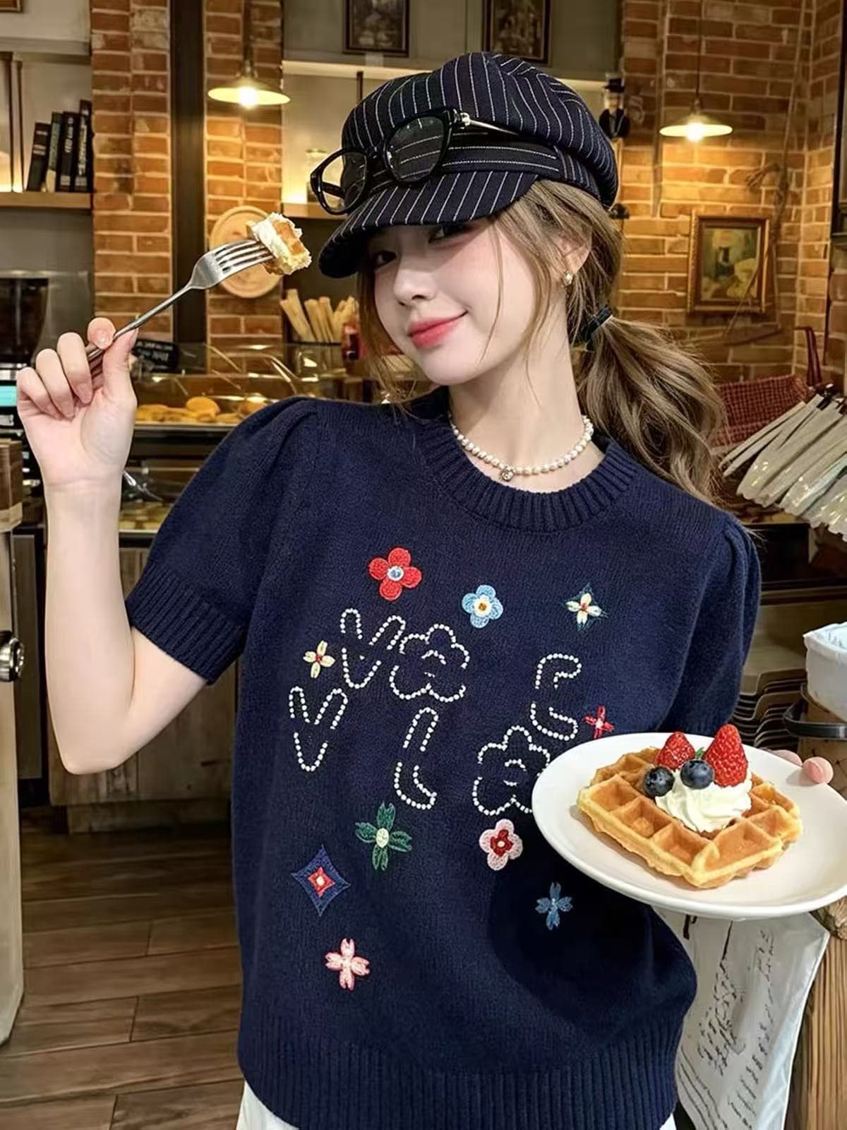 caicaii studio 레트로 색상 꽃 자수 반팔 니트 스웨터 라운드 넥 루즈핏 슬림해 보이는 다용도 맨위 이미지 4