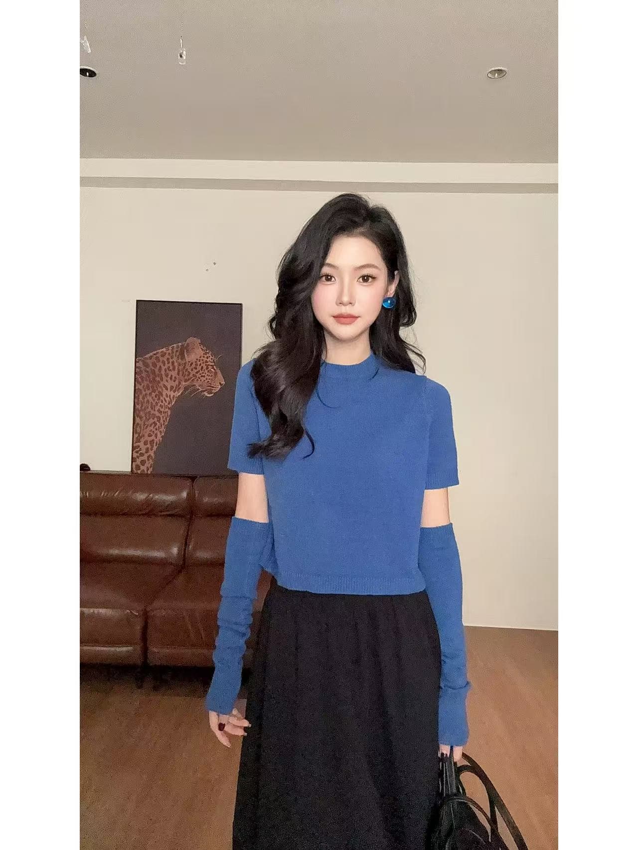 한국 스타일 파란색 반하이넥 소매 커버 니트 스웨터 여성 2026 조기 가을 새로운 품격 슬림해 보이는 반팔 스웨터 맨위